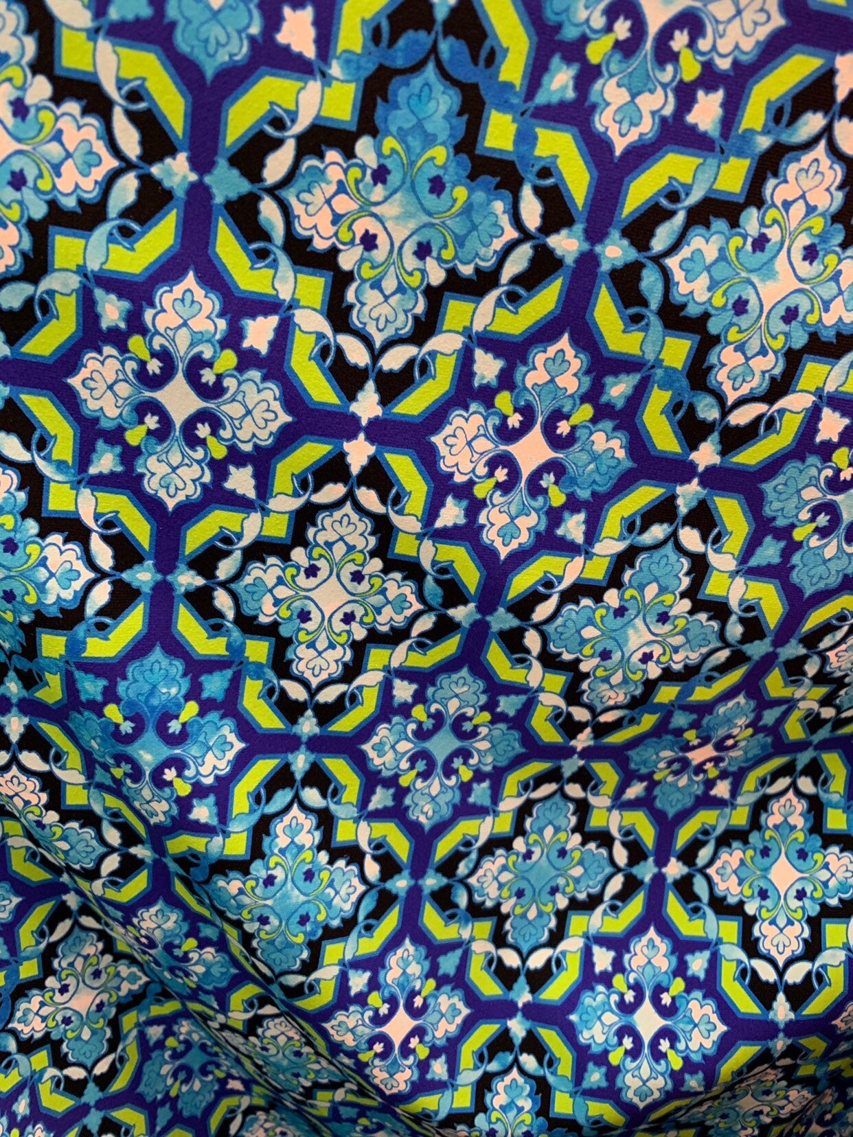 New print Isabella design heavy nylon spandex 4way stretch 58/60" Sold by the YD. Ships worldwide from Los Angeles California USA.