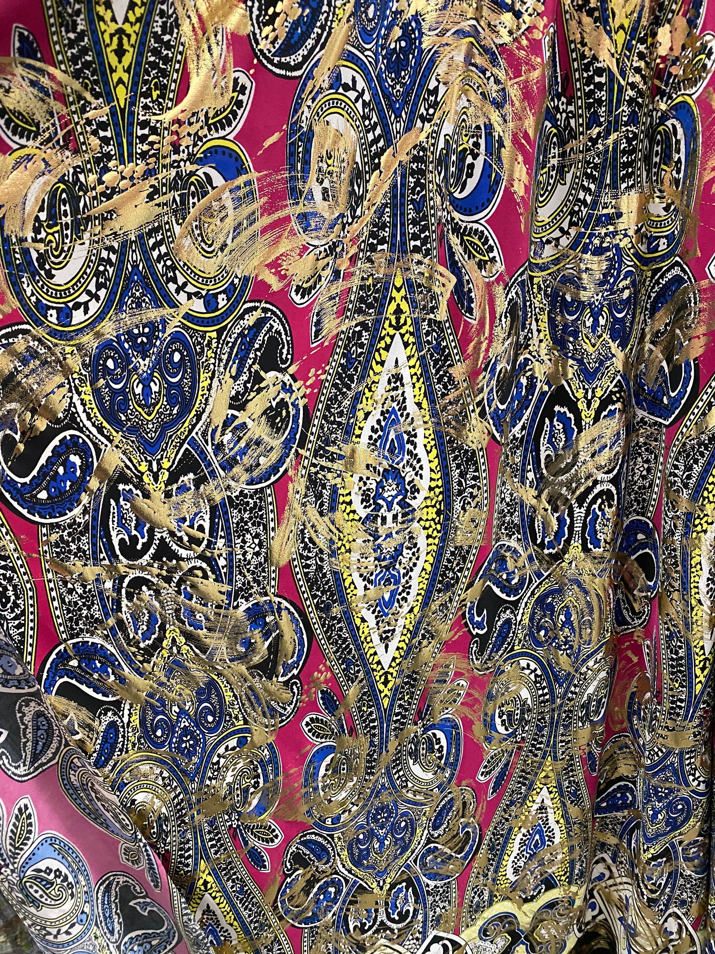 New metallic poly spandex modern paisley design 4-way stretch 58/60” Sold by the YD. Ships worldwide from Los Ángeles California USA.