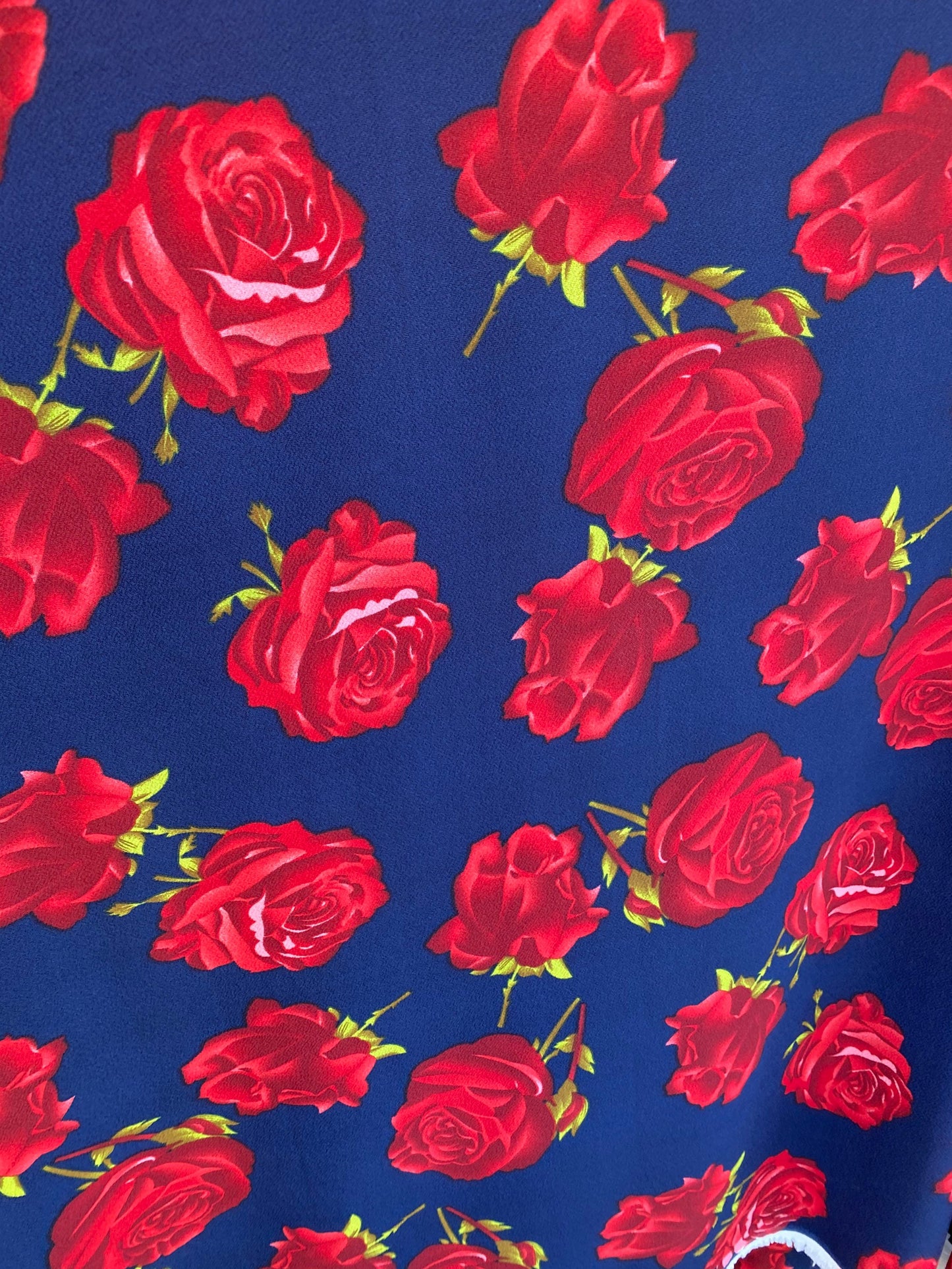New flower design poly spandex medium weight 4-way stretch 58/60” Sold by the YD. Ships worldwide from Los Angeles California USA.