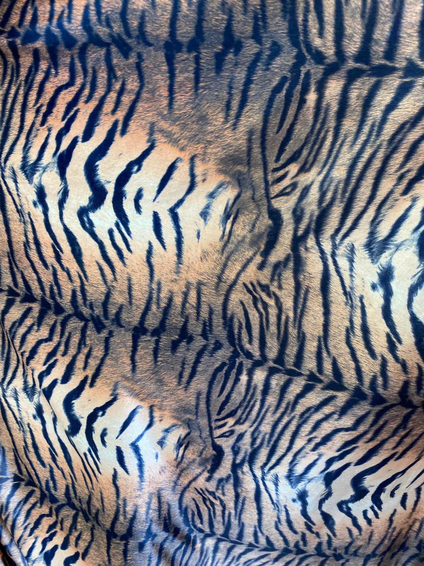 New exotic tiger design print on stretch velvet best quality 58/60” Sold by the YD. Ships worldwide from Los Angeles California USA.