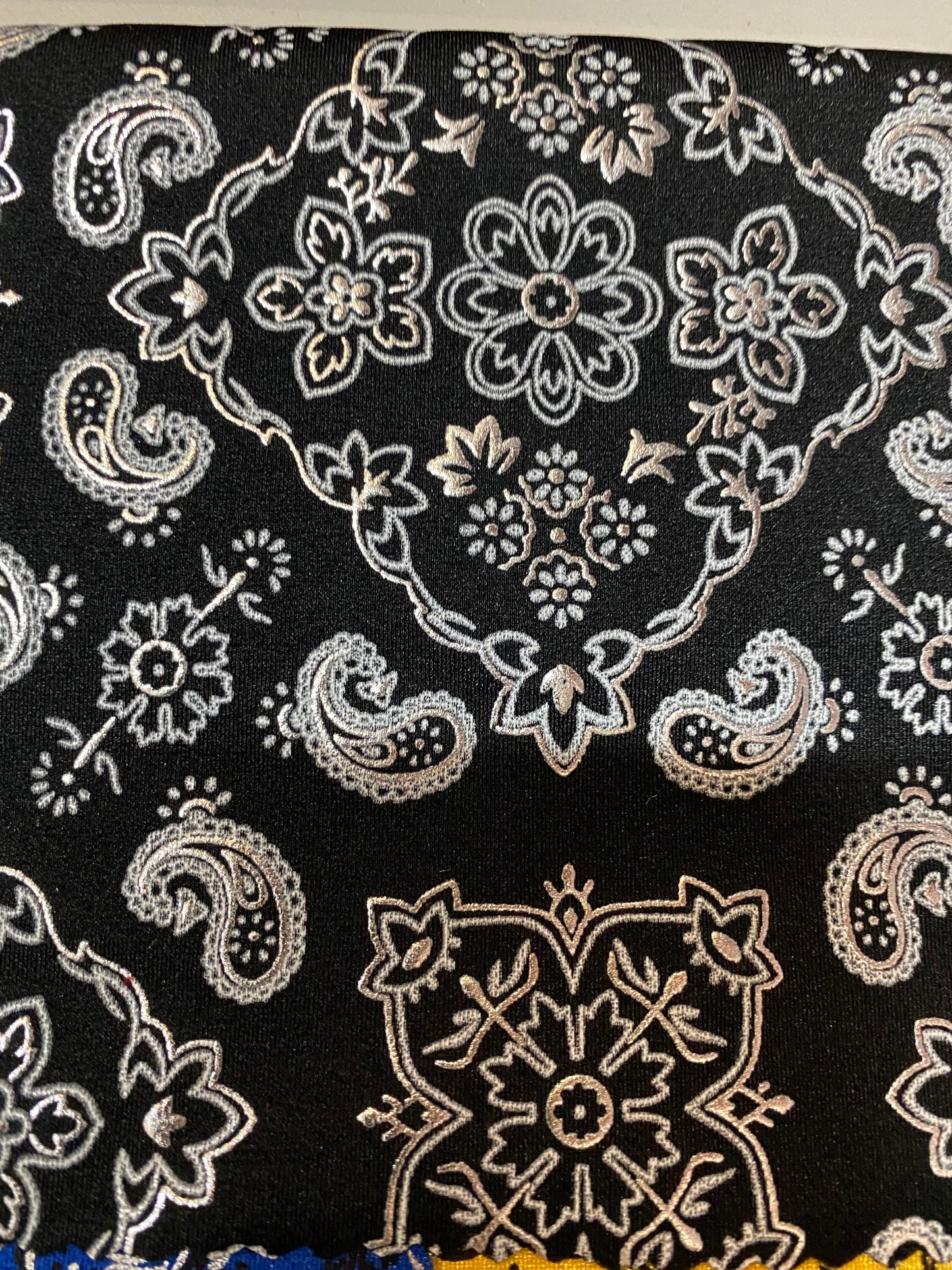 Paisley bandana design with foil print on best quality of nylon spandex 4-way Stretch 58/60” Sold by the YD. Ships worldwide from L.A CA US