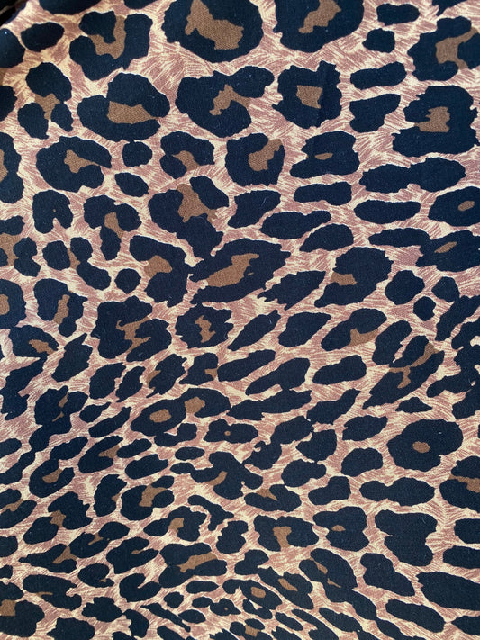 100% cotton exotic leopard print design very soft fabric non stretch fabric 54/55” Sold by the YD. Ships worldwide from Los Angeles CA.