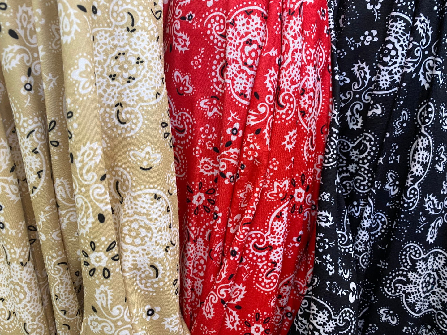 Bandana paisley design print on great quality of knit spandex 4-way stretch 58/60” Sold by the YD. Ships worldwide from Los Angeles
