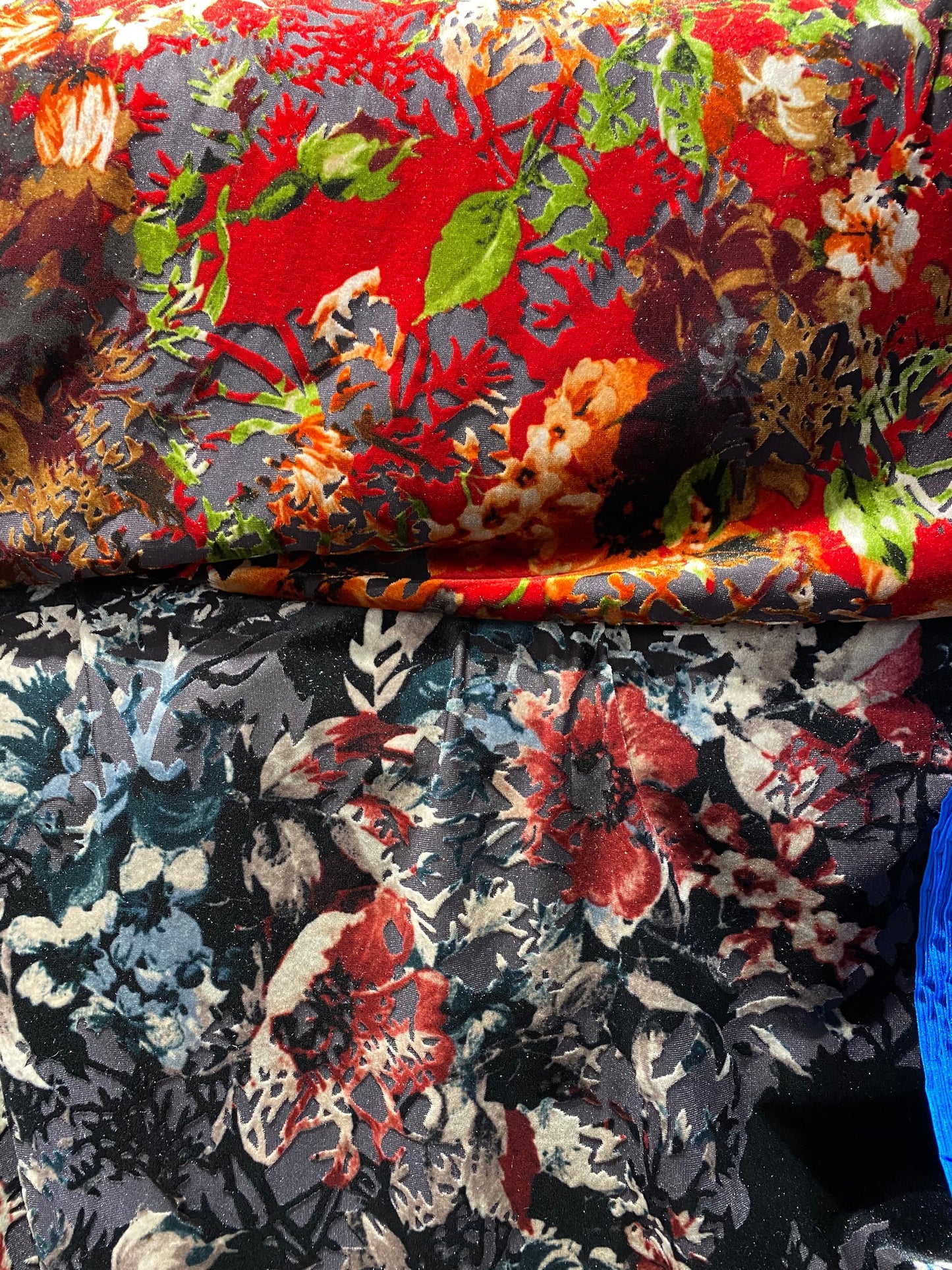 New Burnout velvet flower design Red/multicolor 4-way stretch 58/60” Sold by the YD. Ships Worldwide from Los Angeles California USA.
