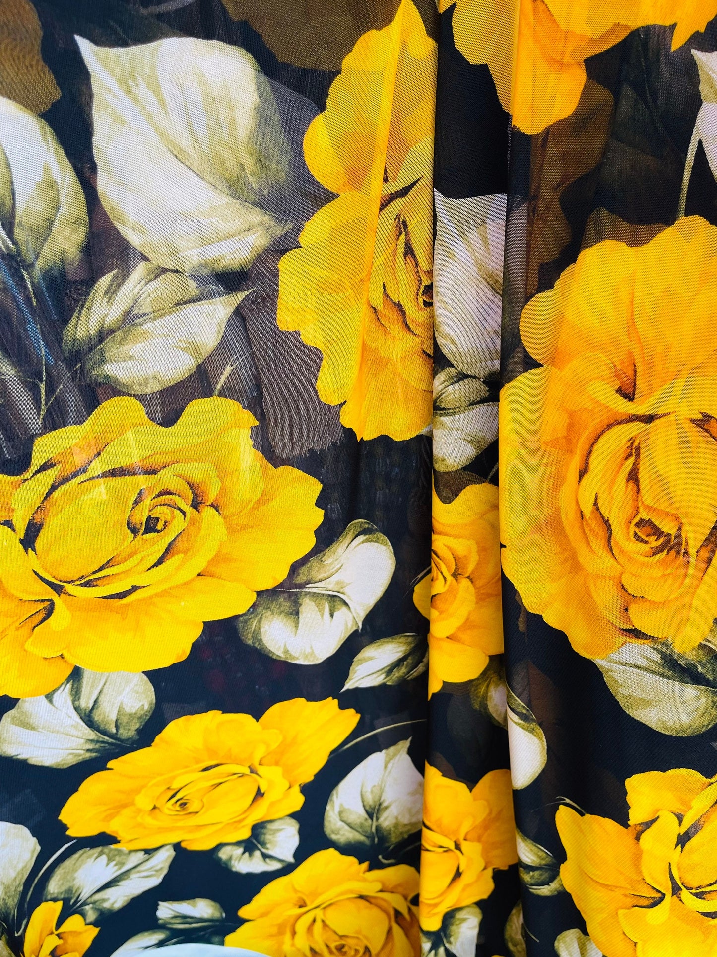 New flower design print on great quality of nylon mesh 4-way stretch 58/60” Sold by the YD. Ships Worldwide from Los Angeles California USA.