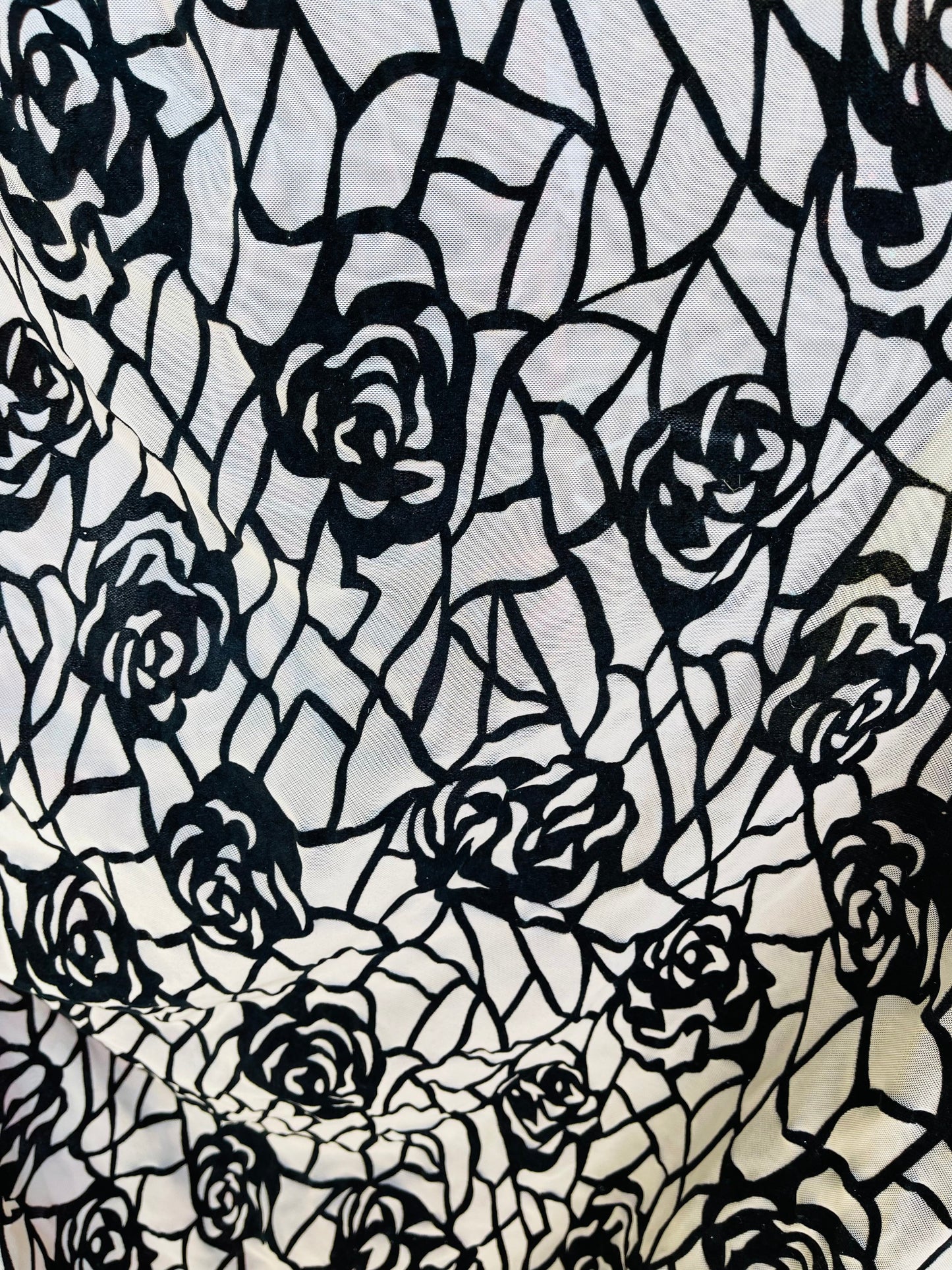New Rose design flocking print on nude power mesh 4-way stretch 58/60” Sold by the YD. Ships Worldwide from Los Ángeles California USA