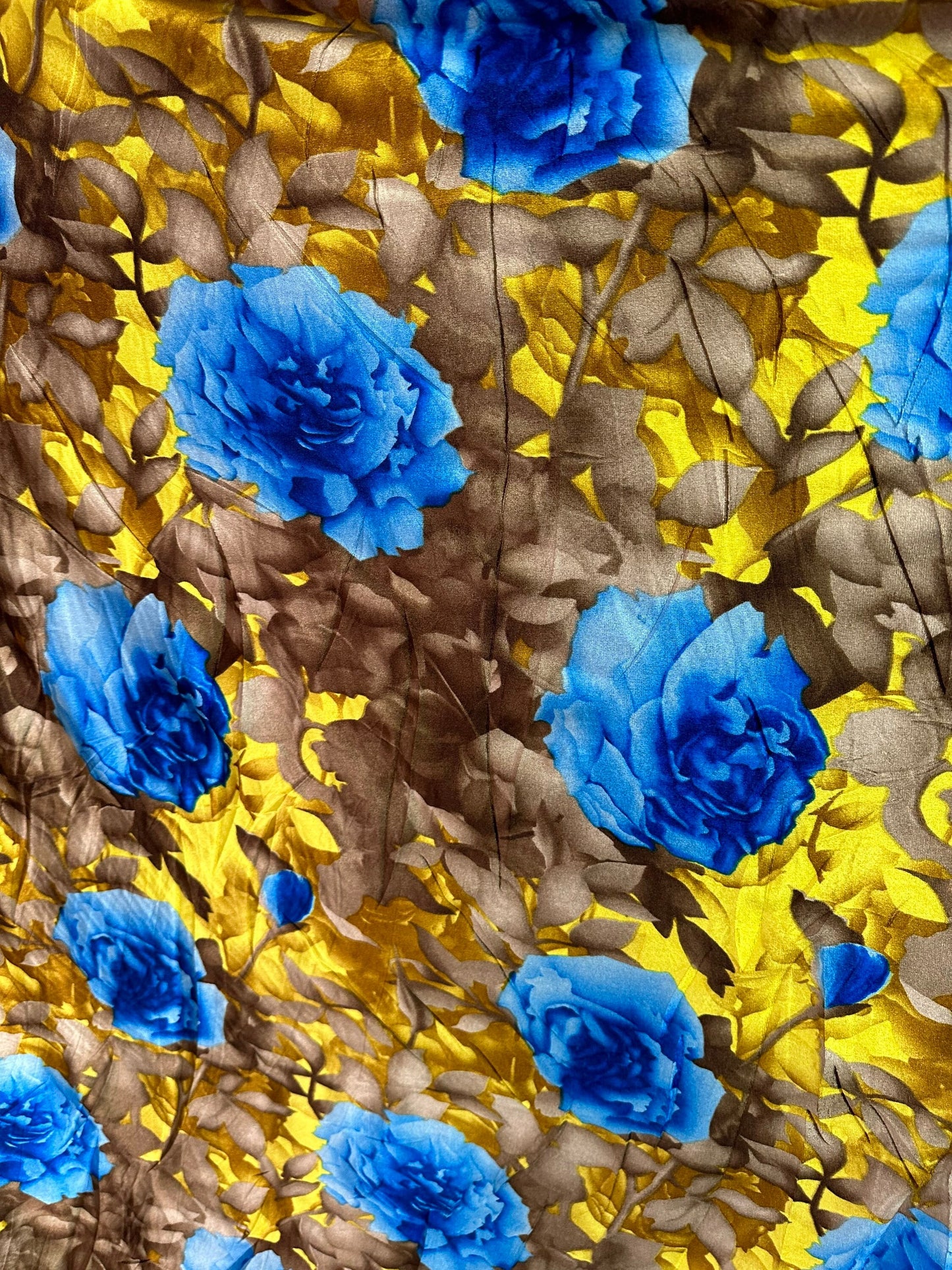 Lovely Flower design print on Luxury stretch velvet 4-way stretch 58/60” Sold by the YD. Ships worldwide from Los Angeles California USA