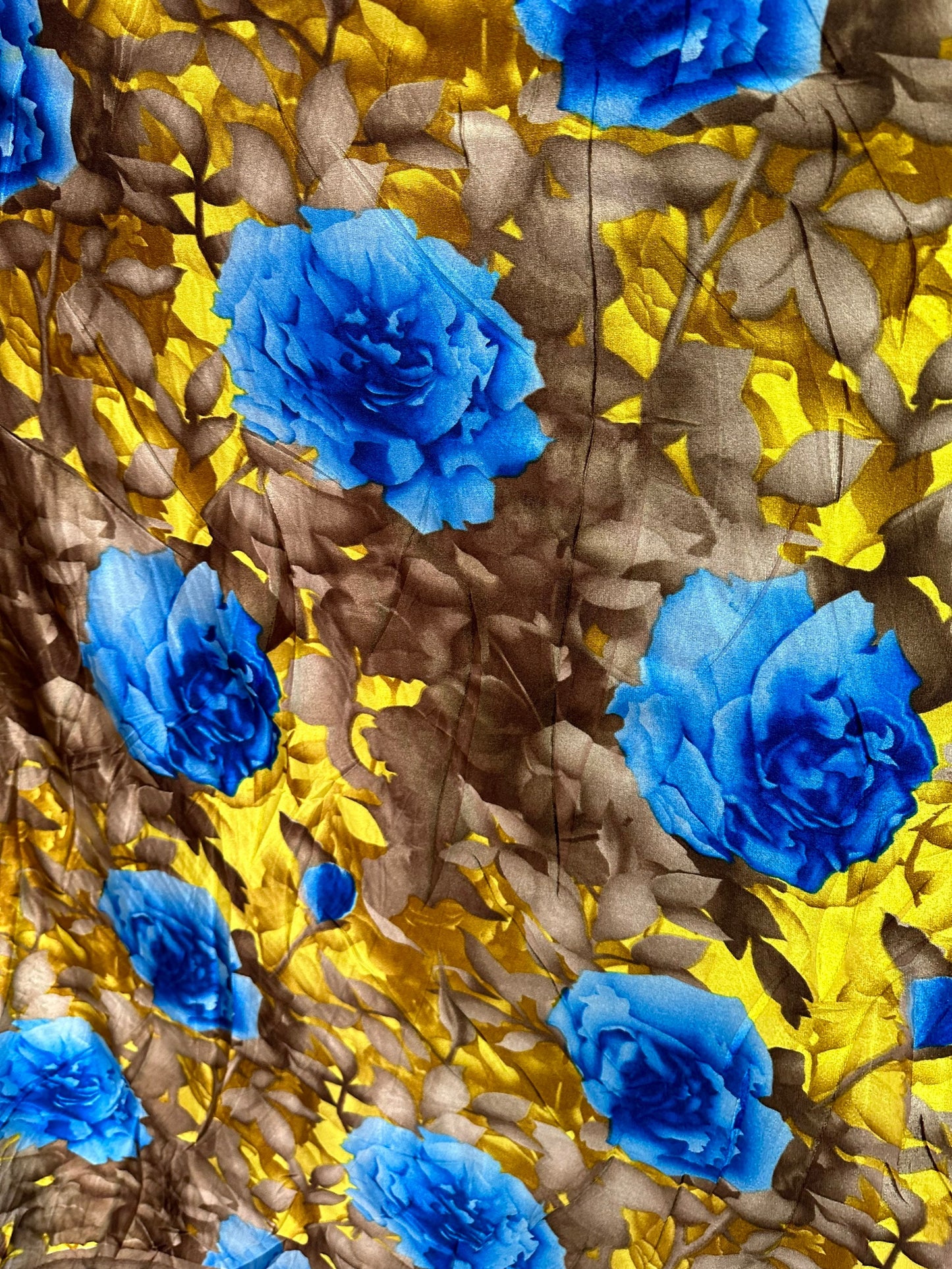 Lovely Flower design print on Luxury stretch velvet 4-way stretch 58/60” Sold by the YD. Ships worldwide from Los Angeles California USA