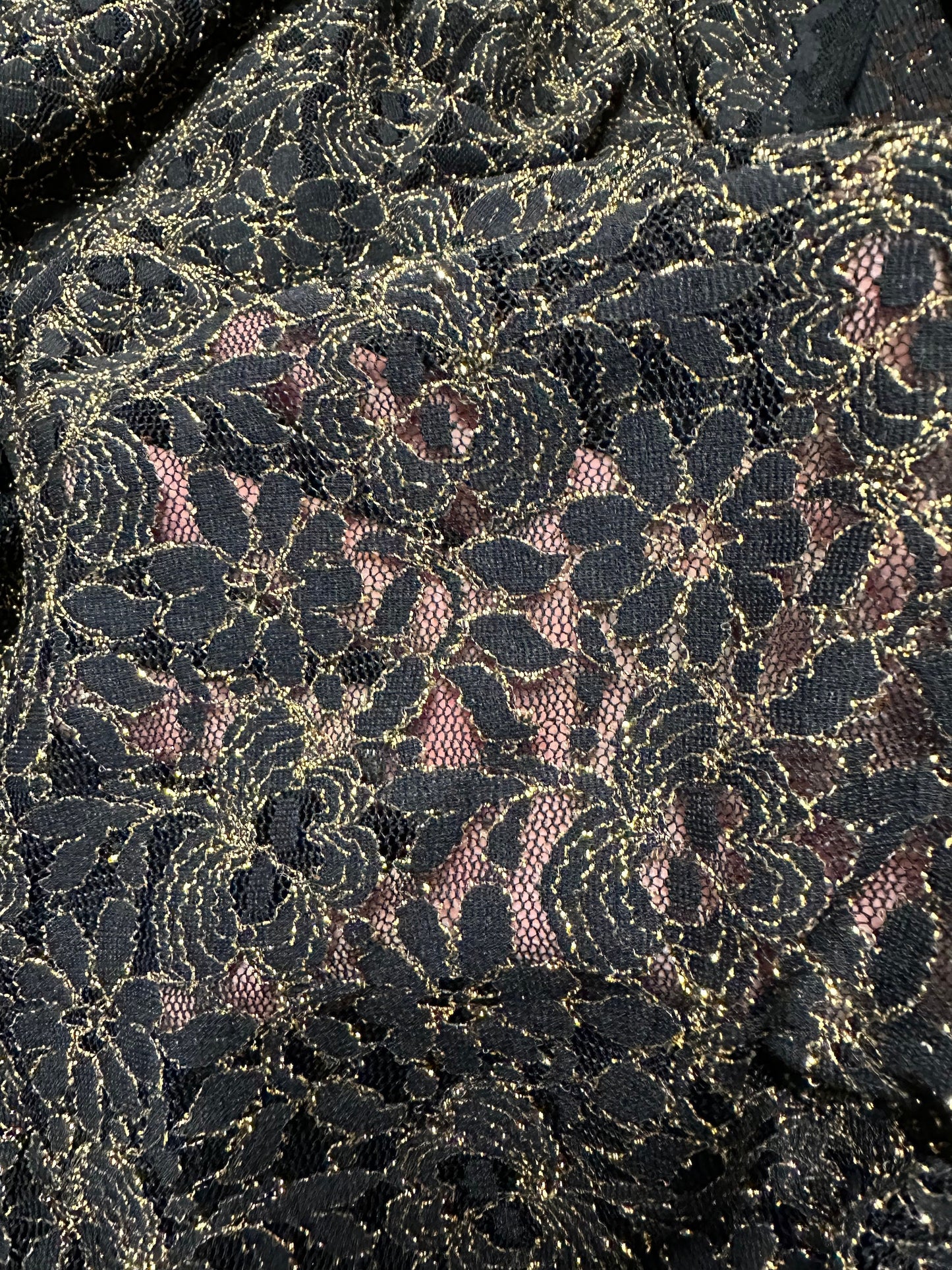 Metallic lace Victoria design 4-way stretch high quality lace 58/60”