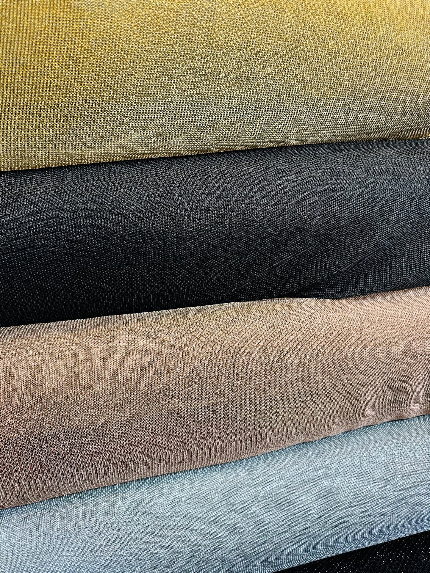 Deluxe metallic chain design 4-way stretch 58/60” Sold by the YD. Ships worldwide from Los Angeles California USA