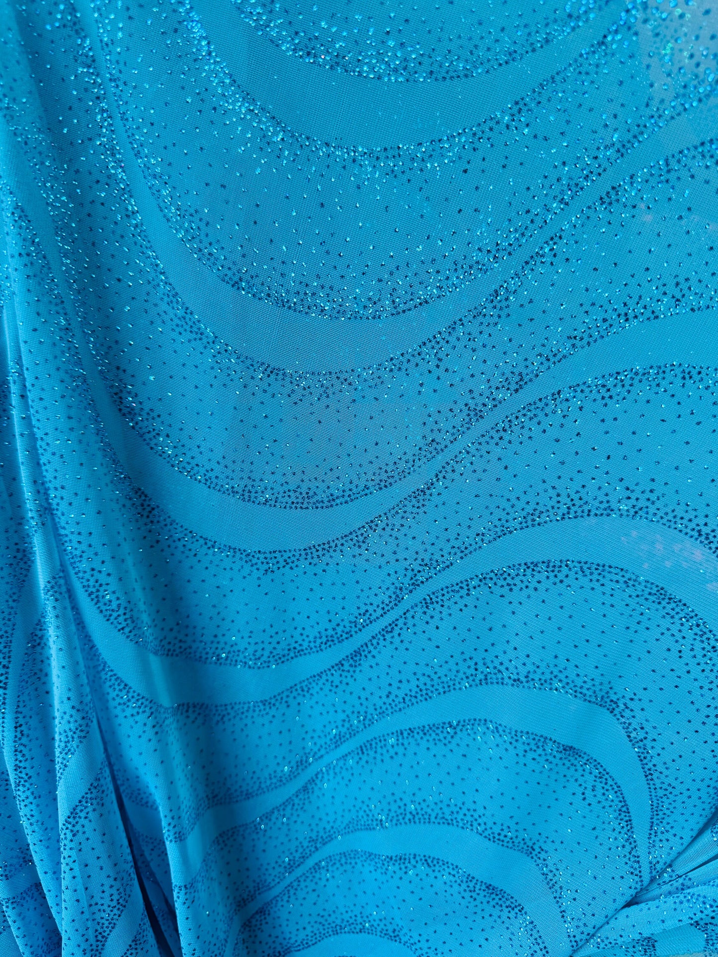 New Luxury Wavy design on mesh with glitter 2-way stretch 58/60”
