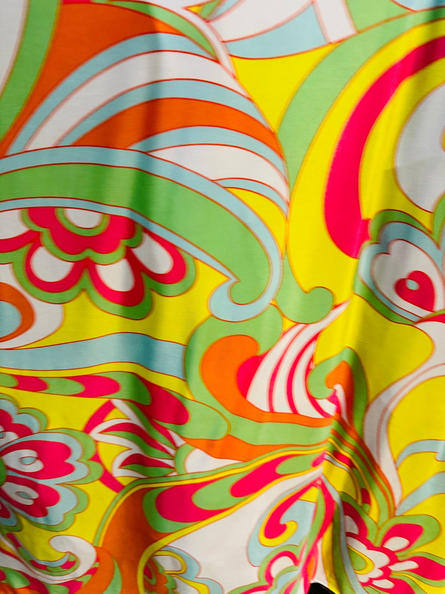 New Multipastel floral design print on great quality of poly spandex light weight 4-way stretch 58/60”