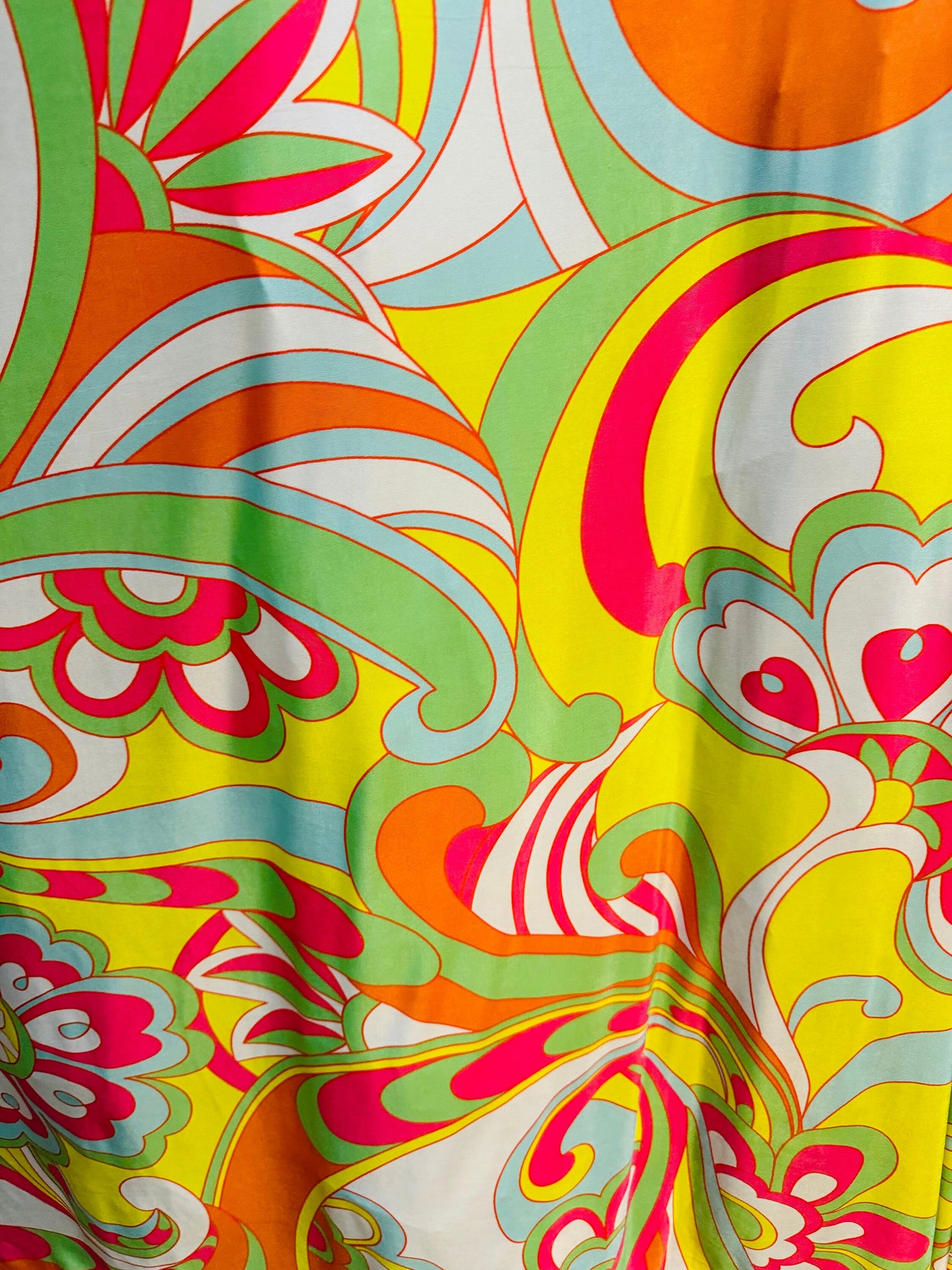 New Multipastel floral design print on great quality of poly spandex light weight 4-way stretch 58/60”