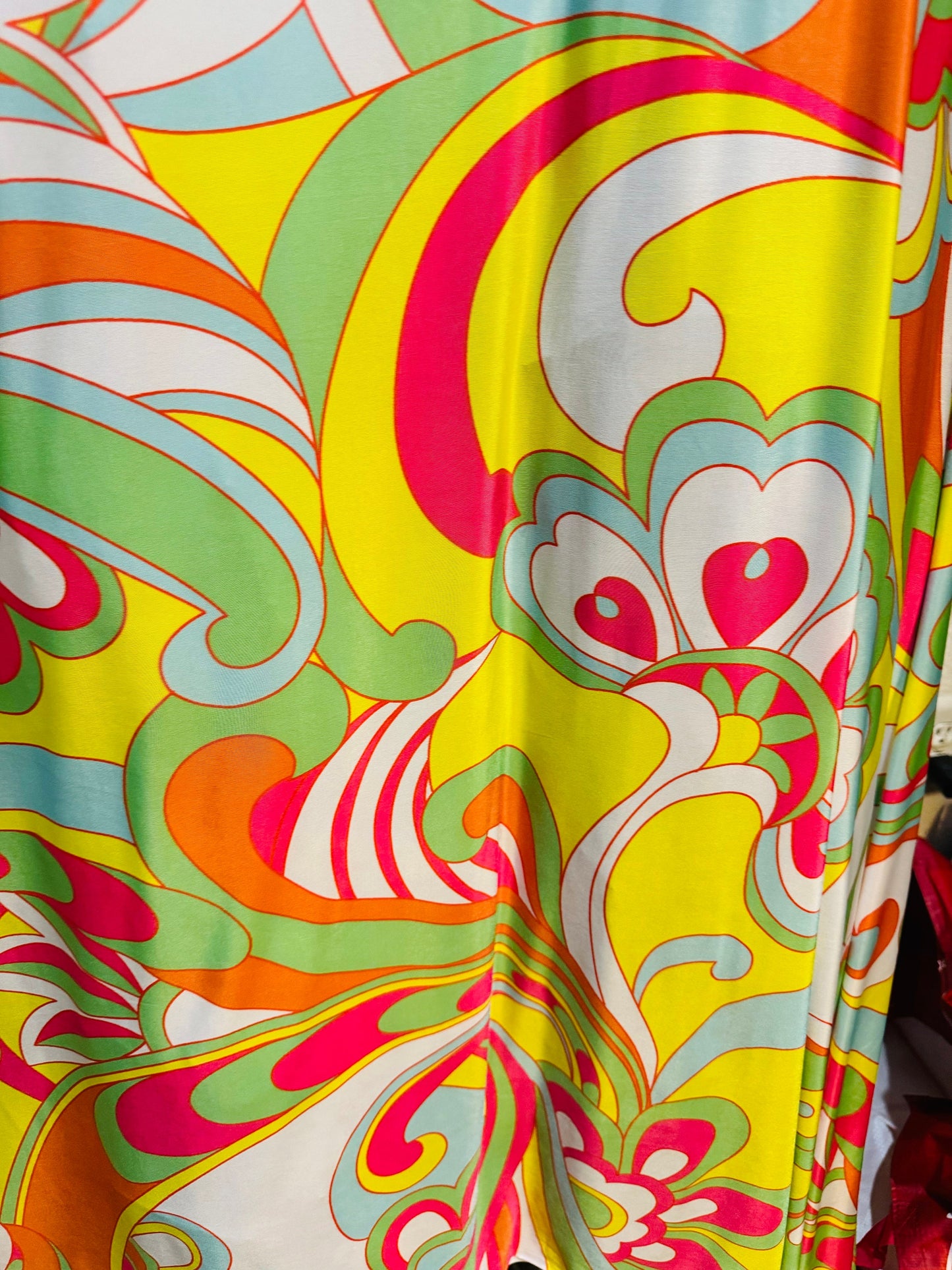 New Multipastel floral design print on great quality of poly spandex light weight 4-way stretch 58/60”