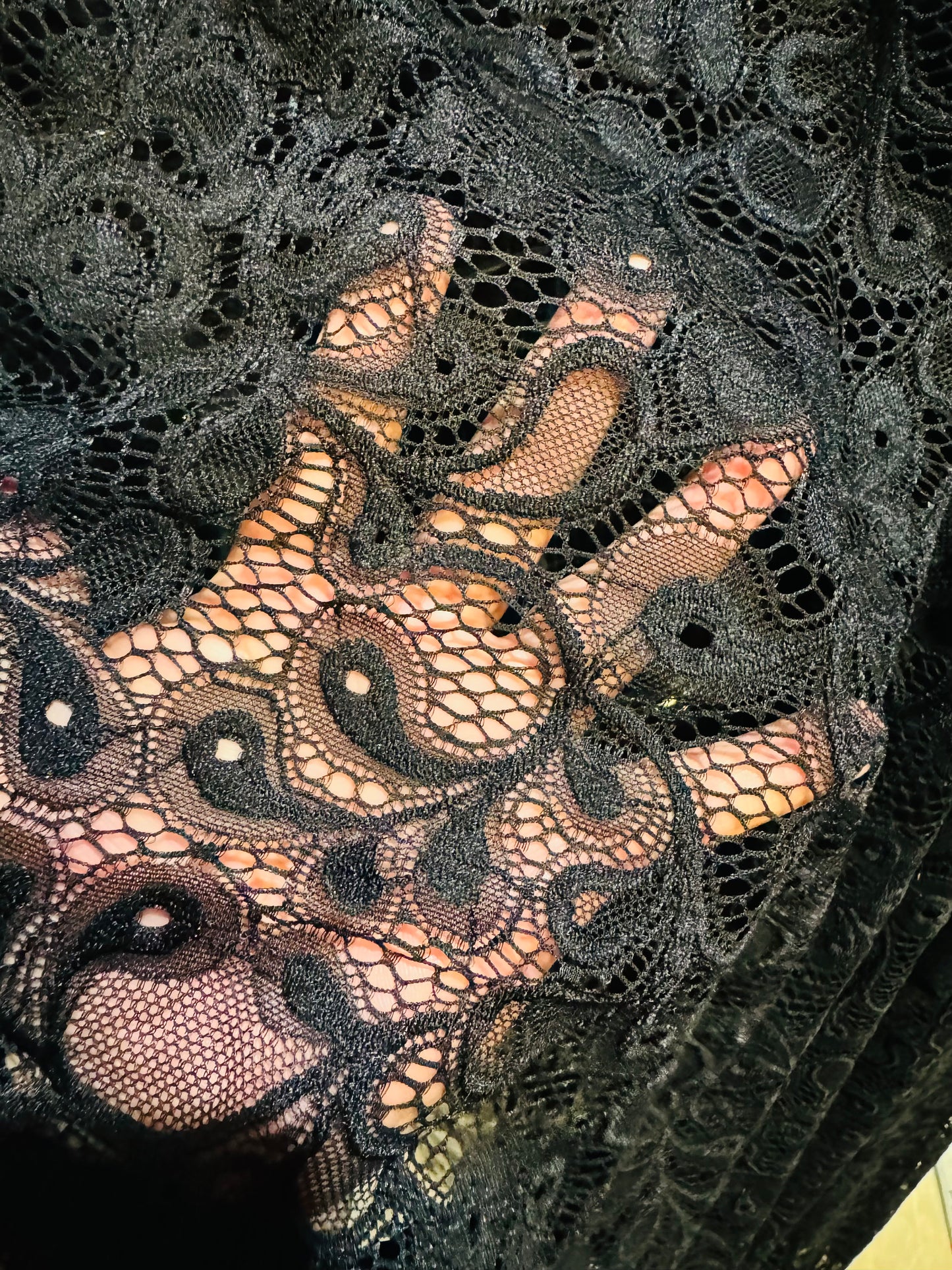 New paisley stretch lace 4-way stretch 58/60” High quality fabrics by AlexLAFabrics