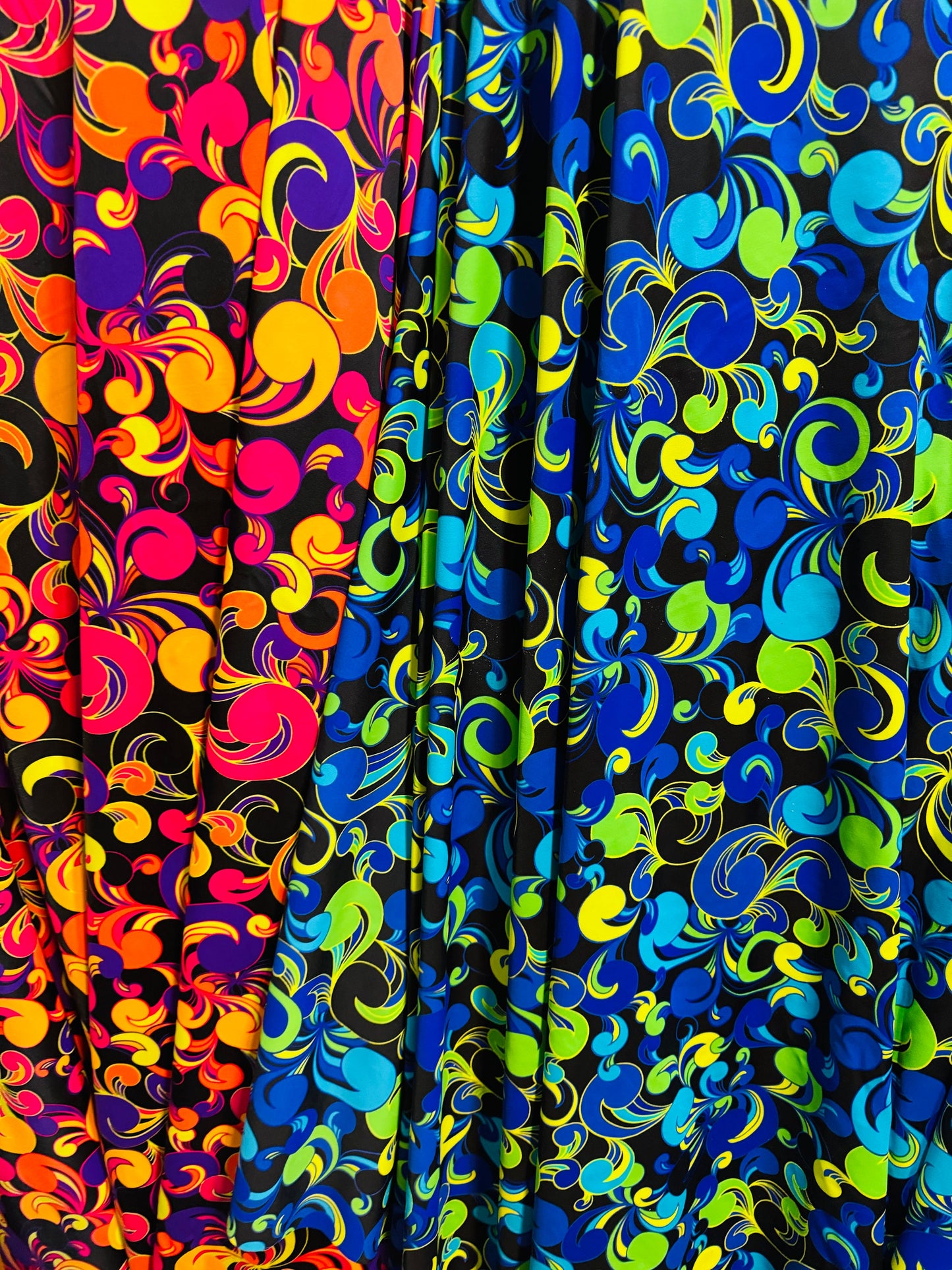 New paisley abstract design print on great quality of nylon spandex 4-way stretch 58/60” Sold by the YD. Ships worldwide from Los Angeles CA