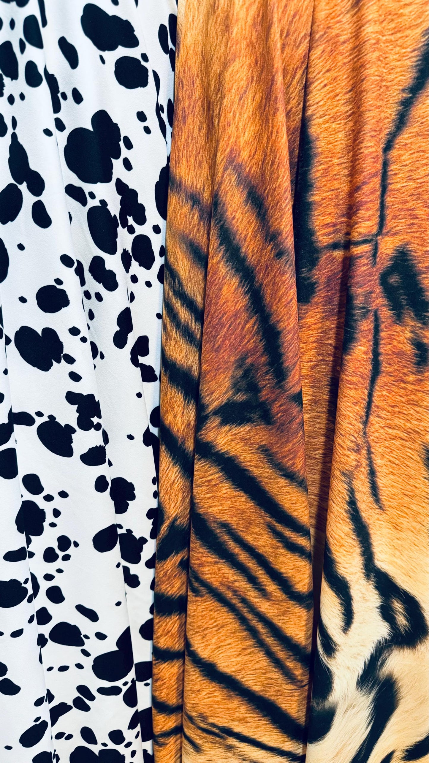 Exotic Animals prints High performance of nylon spandex 4-way stretch 58/60” High quality fabrics by AlexLAFabrics