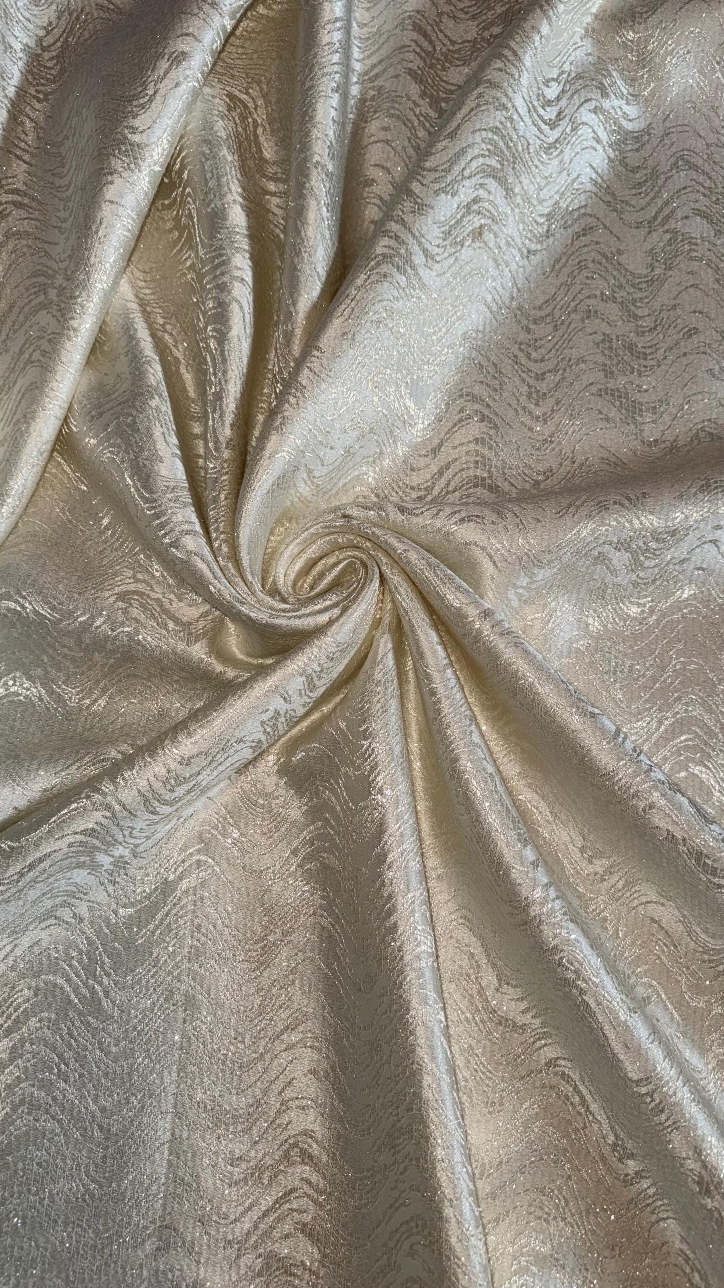 New Metallic Brocade Wavy design Non Stretch Ivory color 110” Sold by the YD. High quality fabrics by AlexLAFabrics