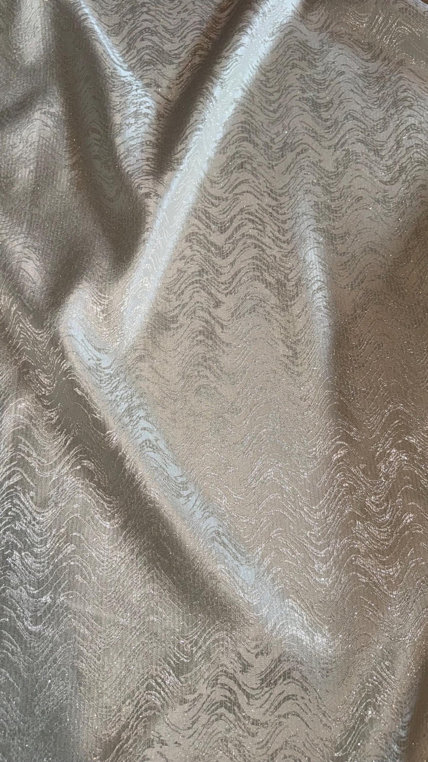 New Metallic Brocade Wavy design Non Stretch Ivory color 110” Sold by the YD. High quality fabrics by AlexLAFabrics