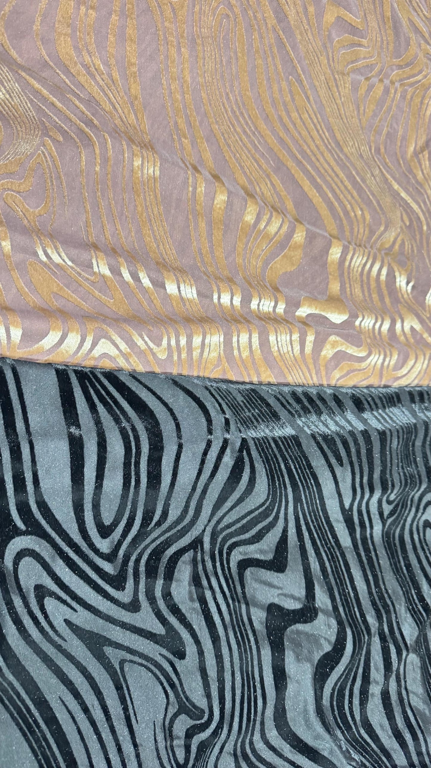 New burnout velvet modern design Mauve & Black color 4-way stretch 58/60” Sold by the YD. Ships worldwide from Los Angeles California USA.