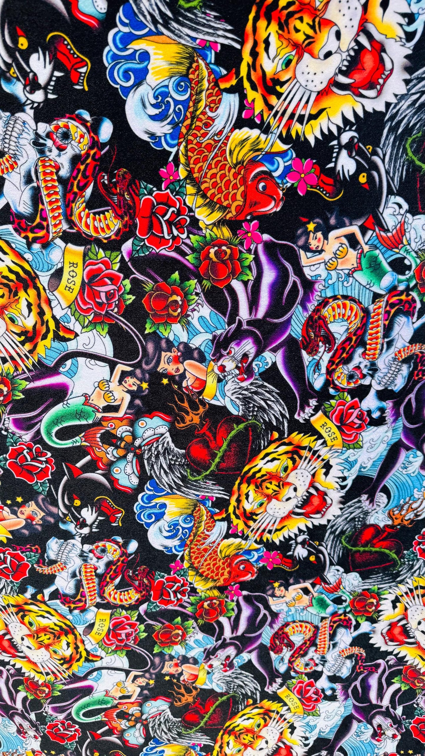 New Luxury stretch velvet with Japanese Tattoo design 4way stretch 58/60" Sold by the YD. Ships worldwide from Los Ángeles California USA.