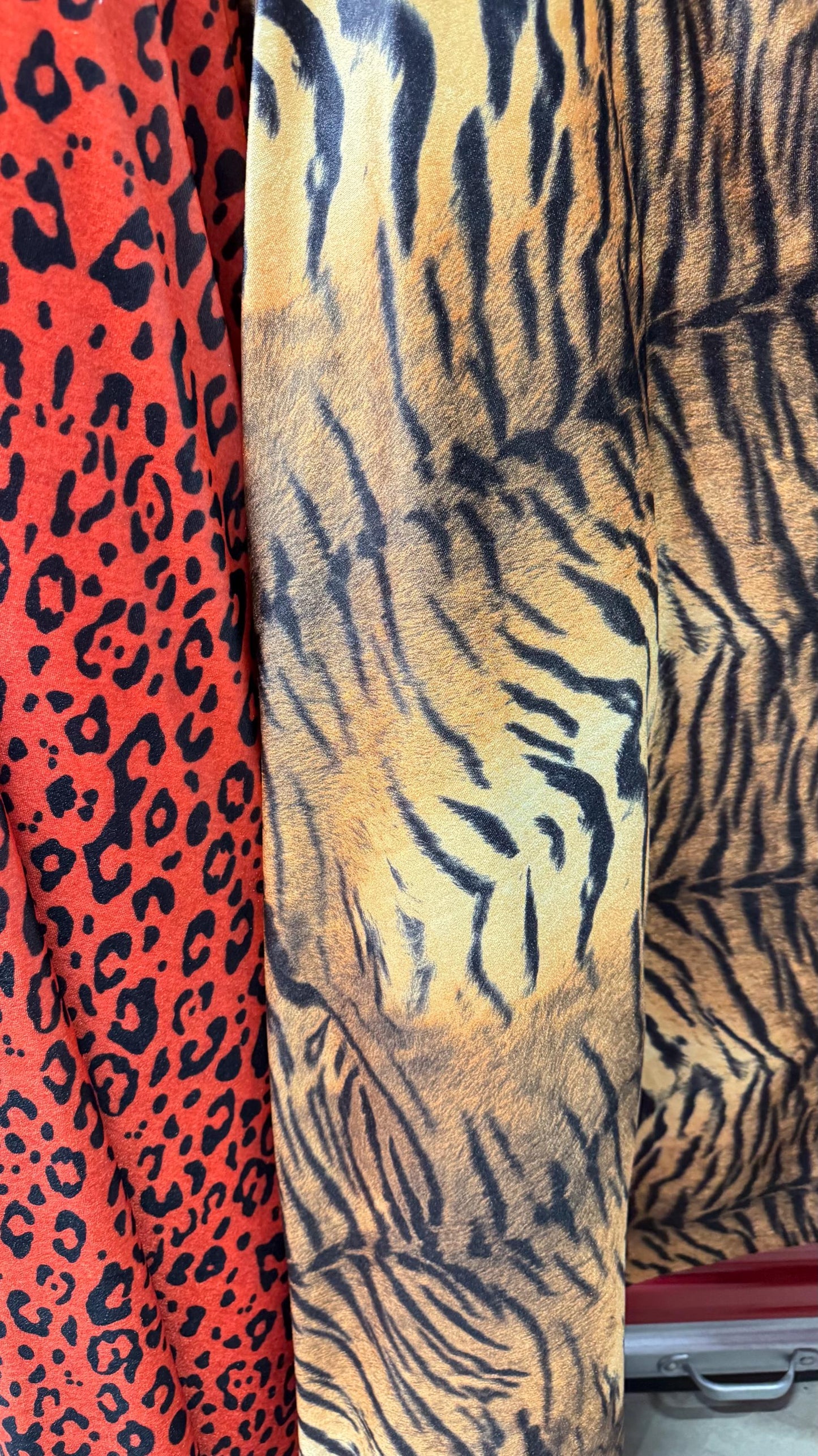 NEW Exotic Animal designs print on great quality of stretch velvet 4-way stretch 58/60” Sold by the YD. Ships Worldwide from Los Angeles CA