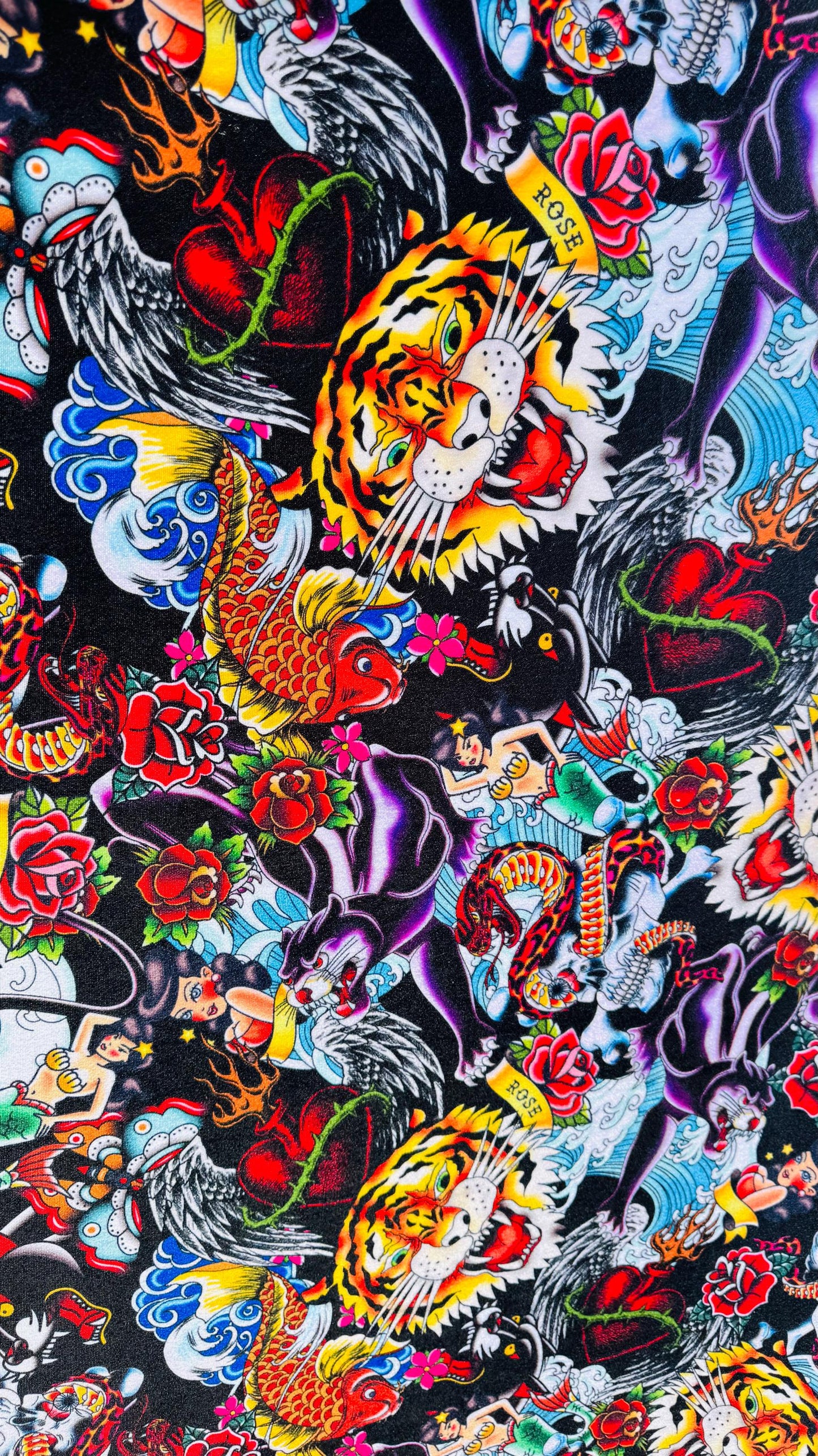 New Luxury stretch velvet with Japanese Tattoo design 4way stretch 58/60" Sold by the YD. Ships worldwide from Los Ángeles California USA.