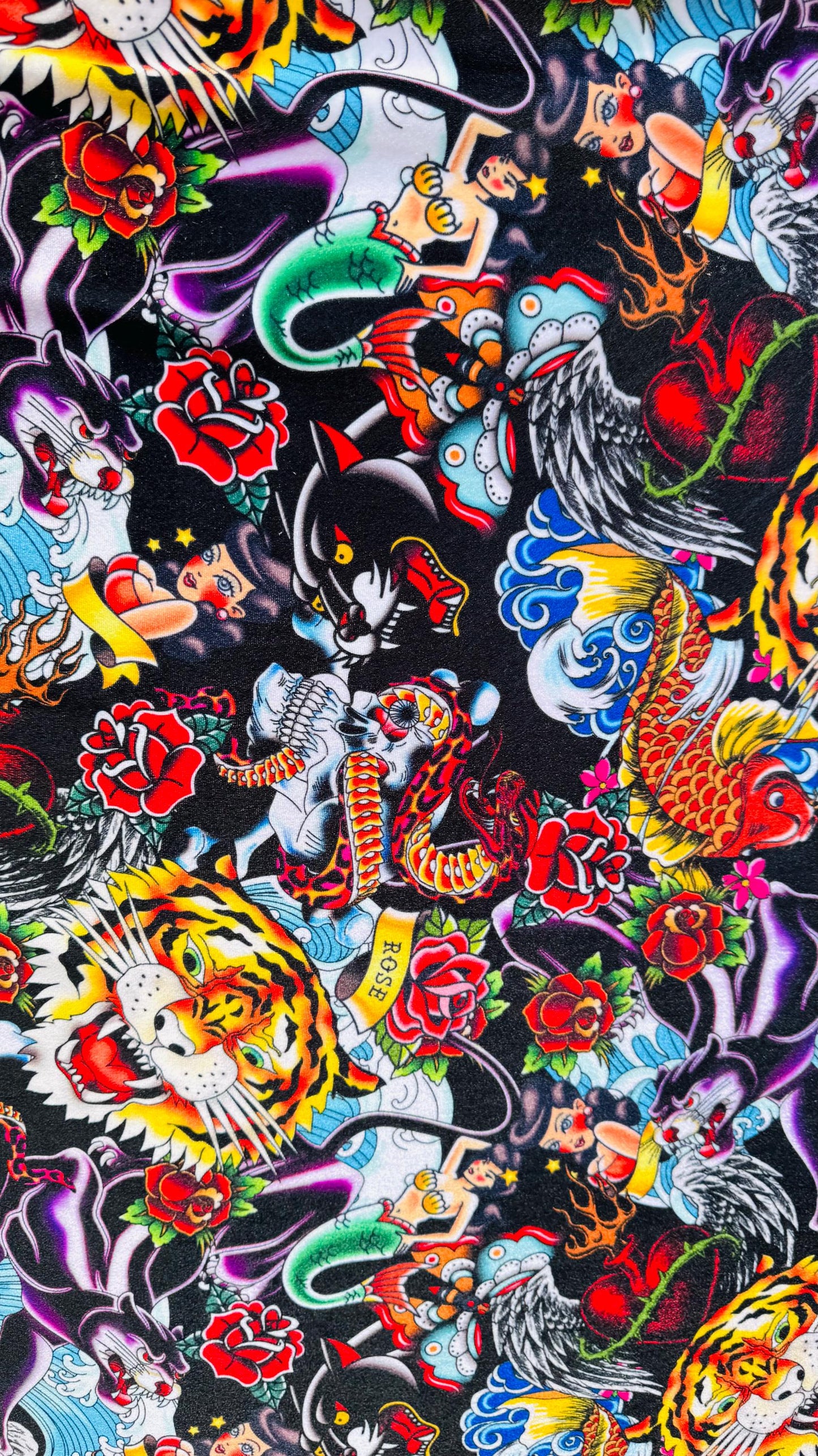 New Luxury stretch velvet with Japanese Tattoo design 4way stretch 58/60" Sold by the YD. Ships worldwide from Los Ángeles California USA.