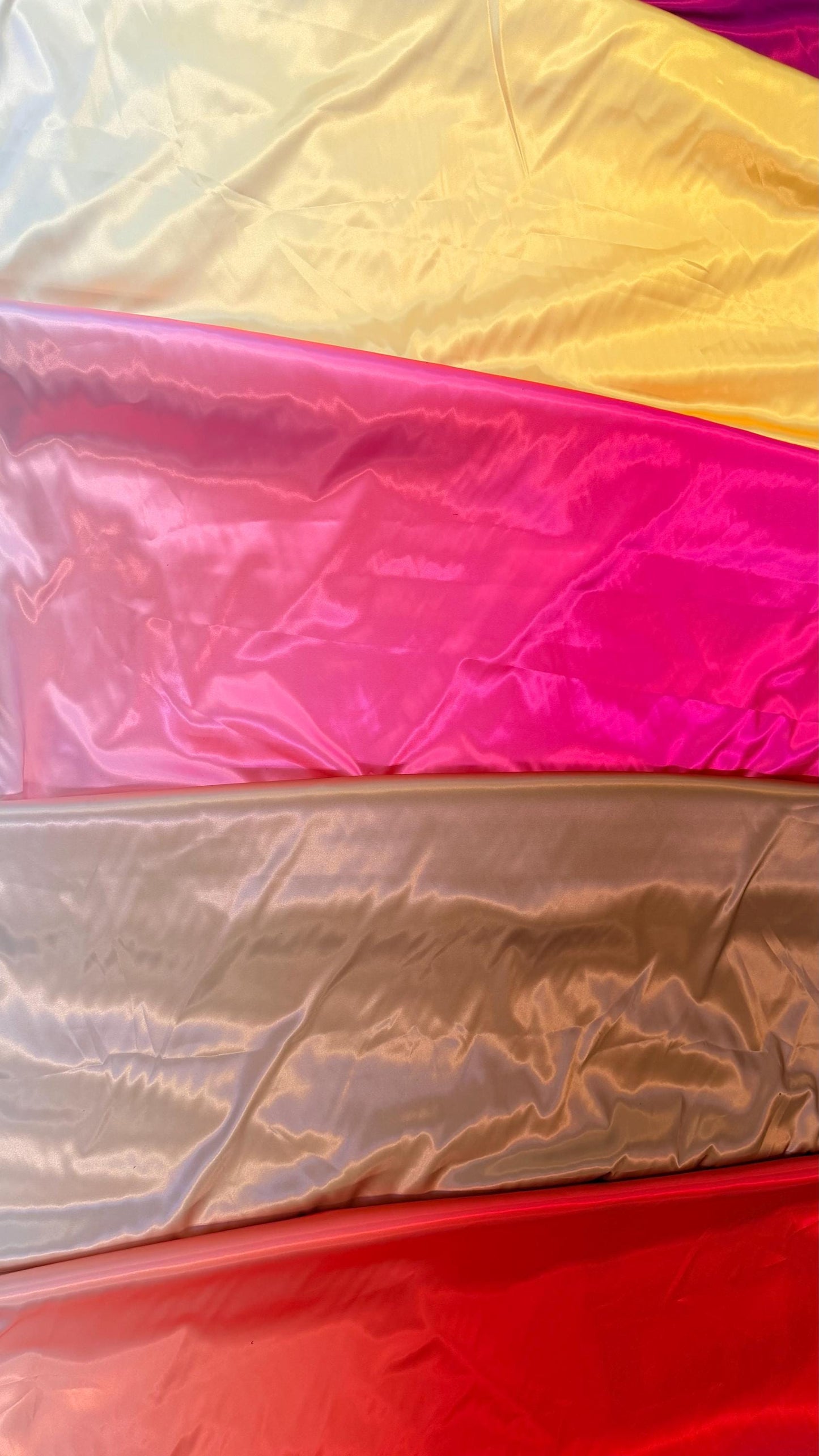 Ombre Deluxe design on silky satin non stretch best quality in the market 60” Sold by the YD. Ships Worldwide from Los Angeles California