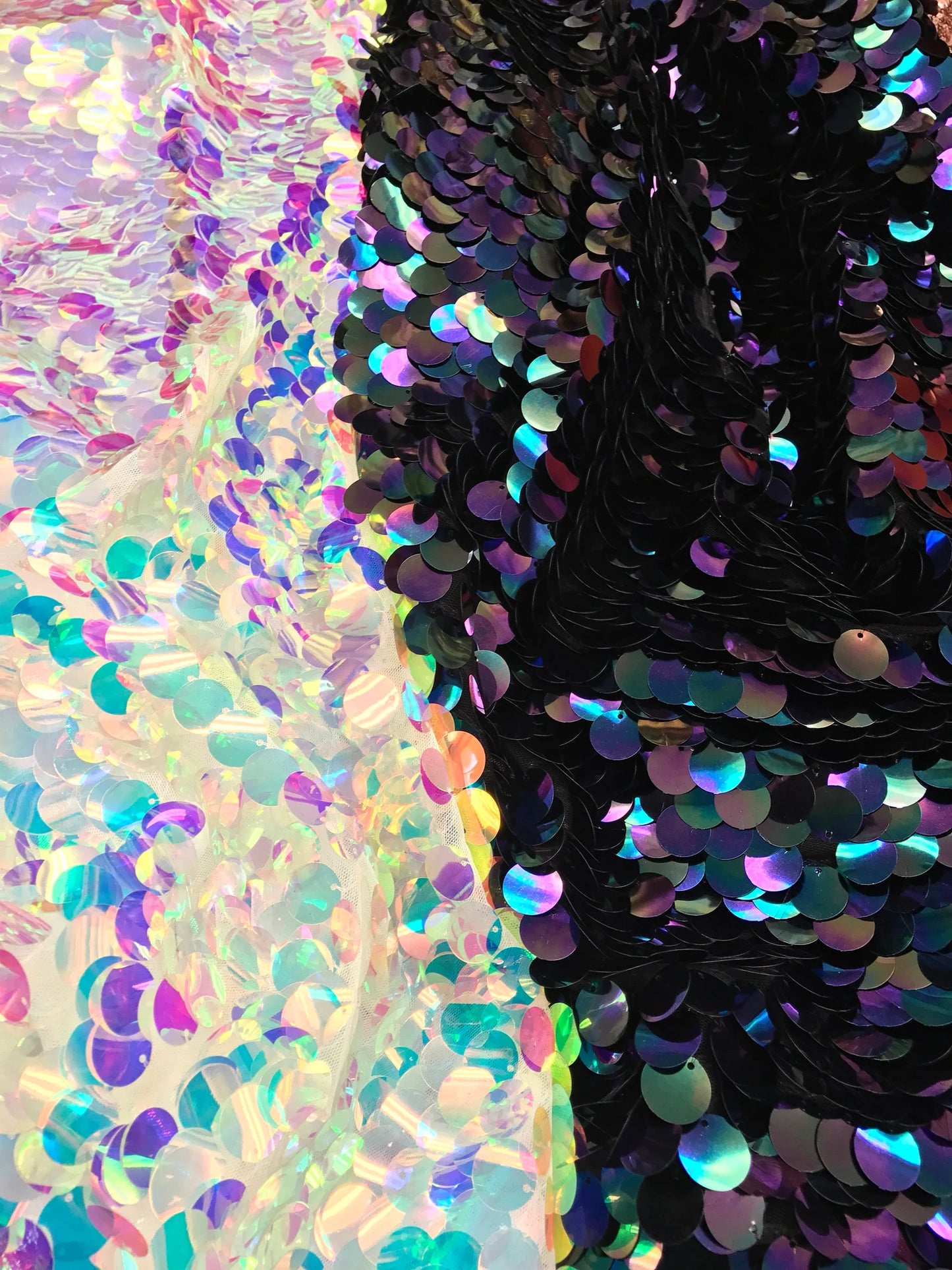 NEW iridescent white & iridescent black paillette Sequins on stretch mesh 2way 57/58"