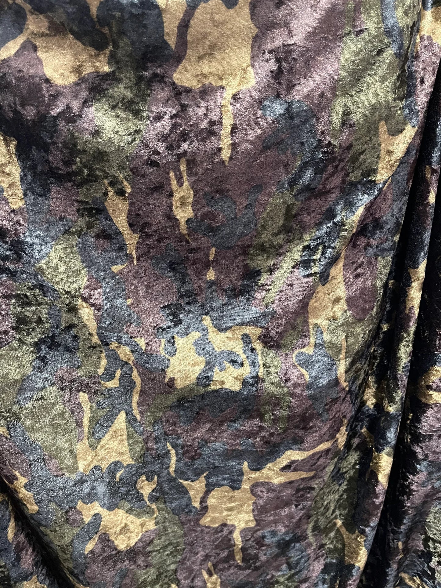 Army design green camouflage print on stretch velvet velour 2-way stretch 58/60”