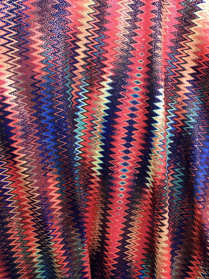 Zigzag tie dye print design on nylon spandex 4way stretch 58/60" sold by the yd. Ships worldwide from Los Angeles California USA