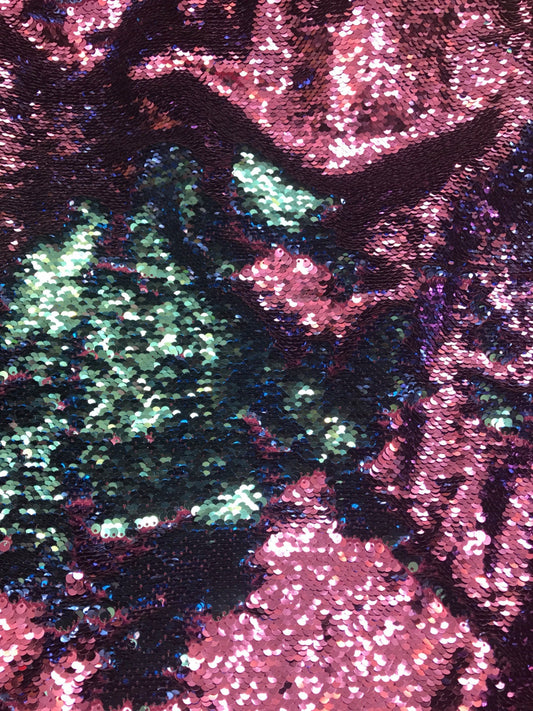 Flip up sequins spandex base. Riversible sequins. 58/60" sold by the yd. Ships worldwide from Los Angeles CA United States.
