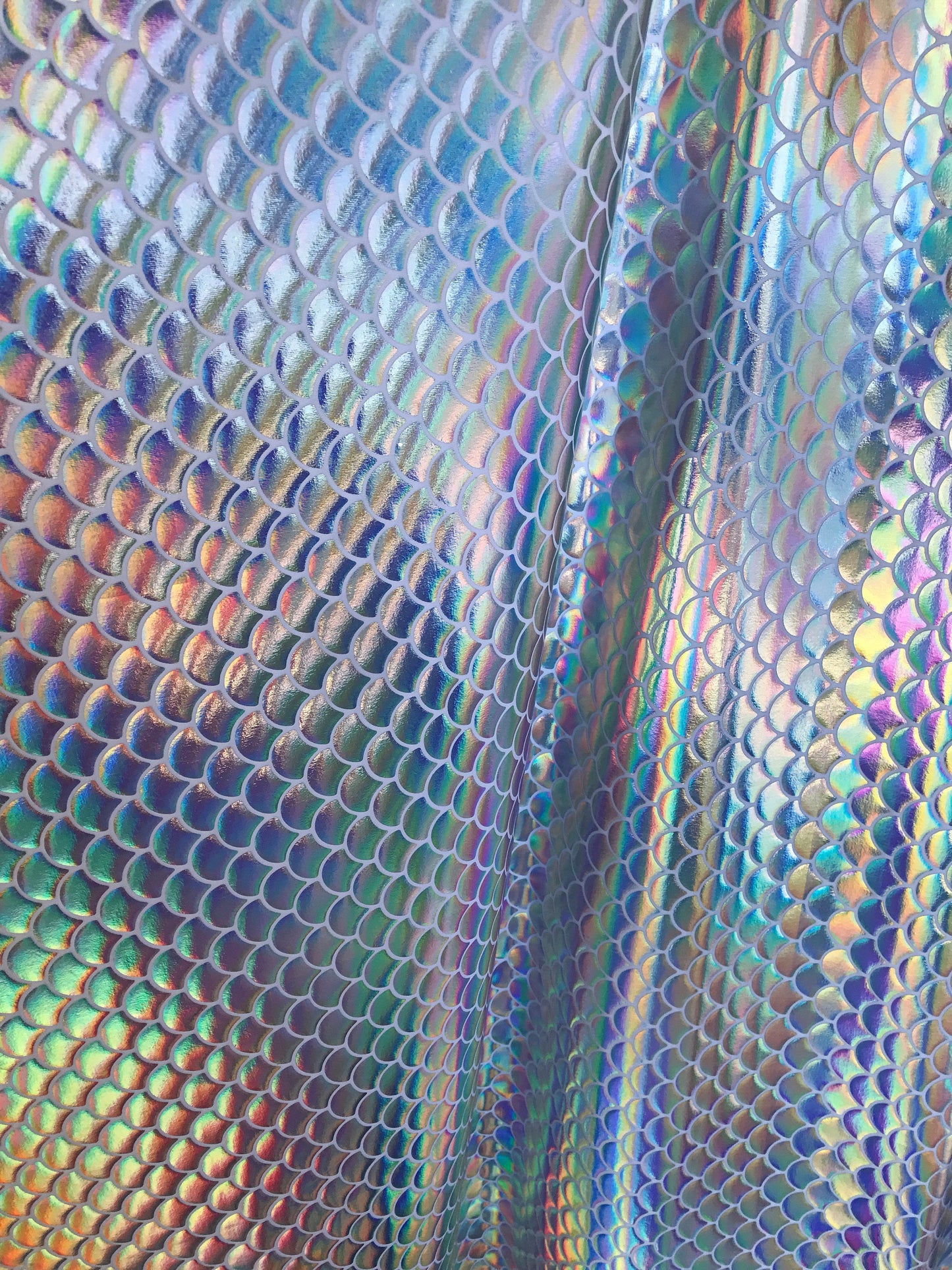 NEW iridescent white/silver fish Scale mermaid design metallic spandex 4way Stretch 58/60" Sold by the YD. Ships worldwide from Los Angeles