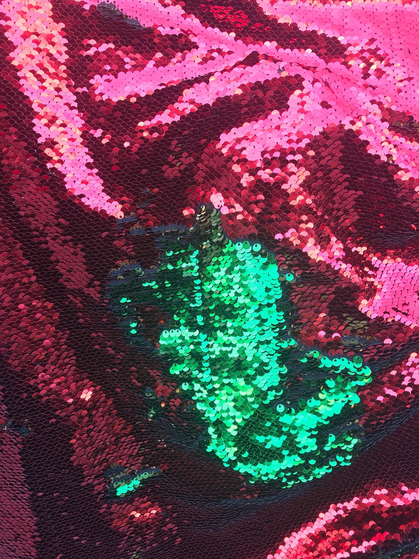 New flip up reversible sequins doble face sequins in spandex base 2way stretch 58/60" Sold by the YD. Ships worldwide from Los Angeles CA