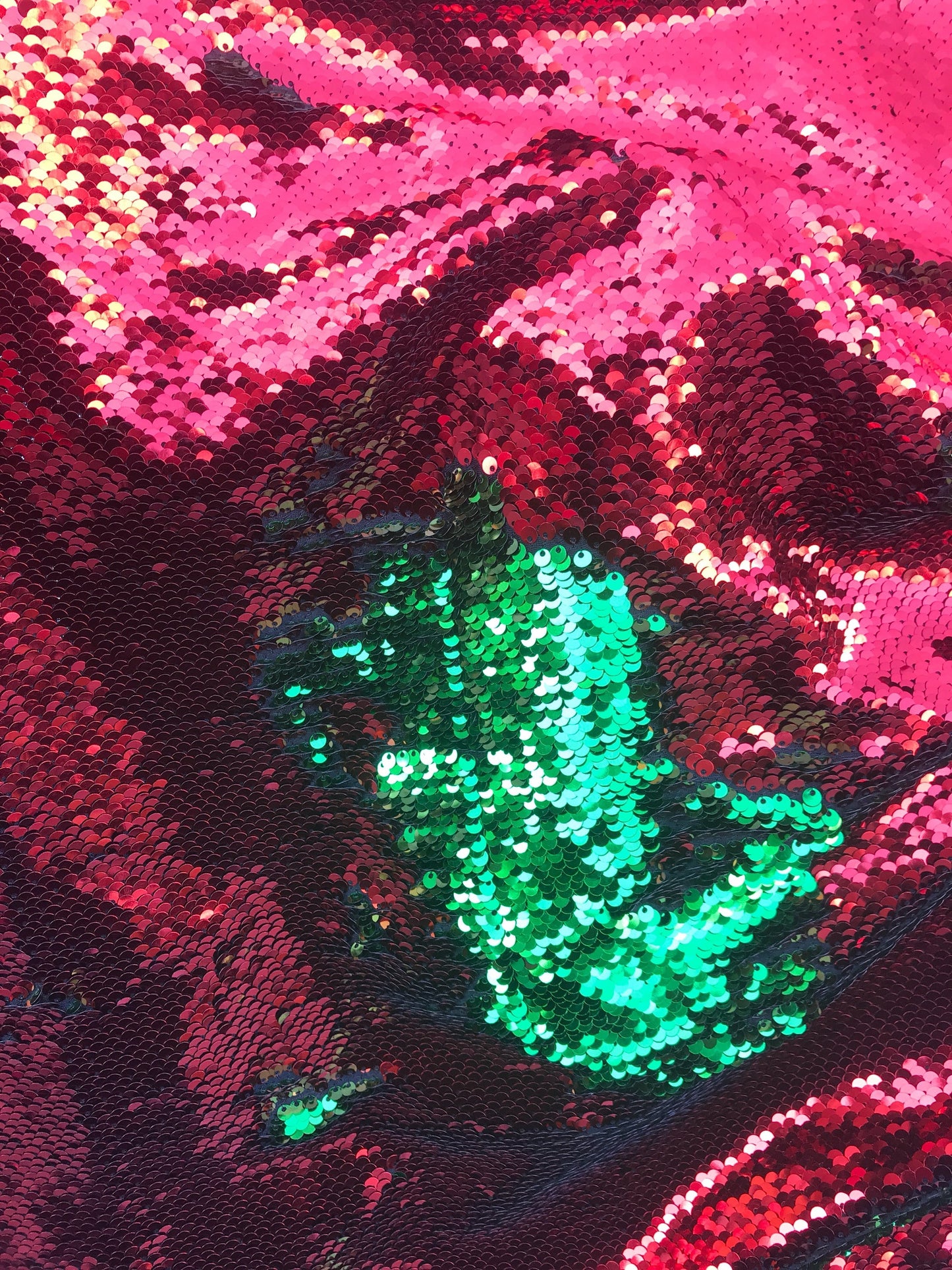 New flip up reversible sequins doble face sequins in spandex base 2way stretch 58/60" Sold by the YD. Ships worldwide from Los Angeles CA
