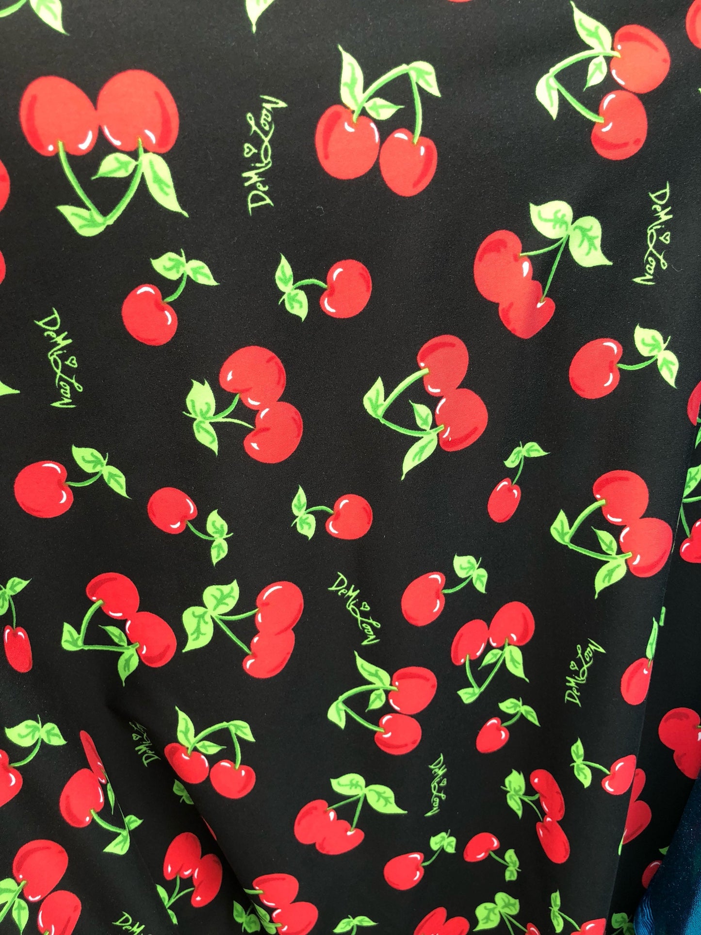 New cherry design nylon spandex fabric 4way stretch 58/60" Sold by the YD. Ships worldwide from Los Ángeles California USA.