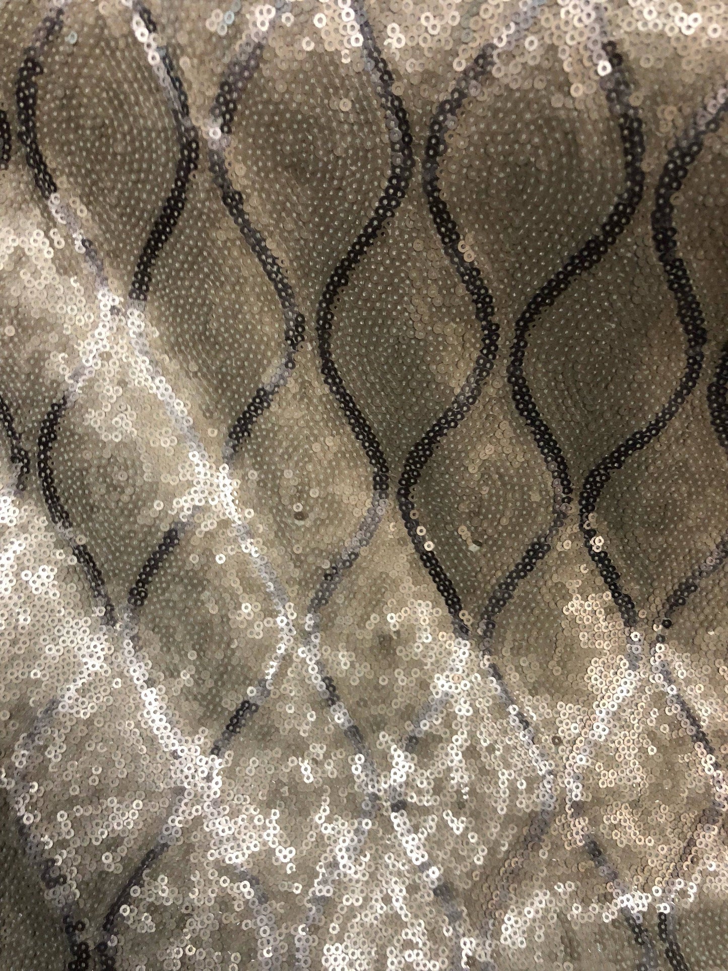 New sequins chain design on spandex base 2way stretch 58/60" Sold by the YD. ships worldwide from Los Angeles California USA