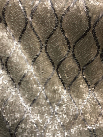 New sequins chain design on spandex base 2way stretch 58/60" Sold by the YD. ships worldwide from Los Angeles California USA