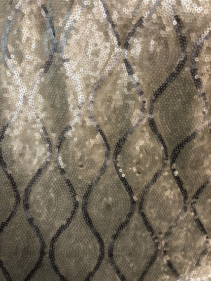 New sequins chain design on spandex base 2way stretch 58/60" Sold by the YD. ships worldwide from Los Angeles California USA