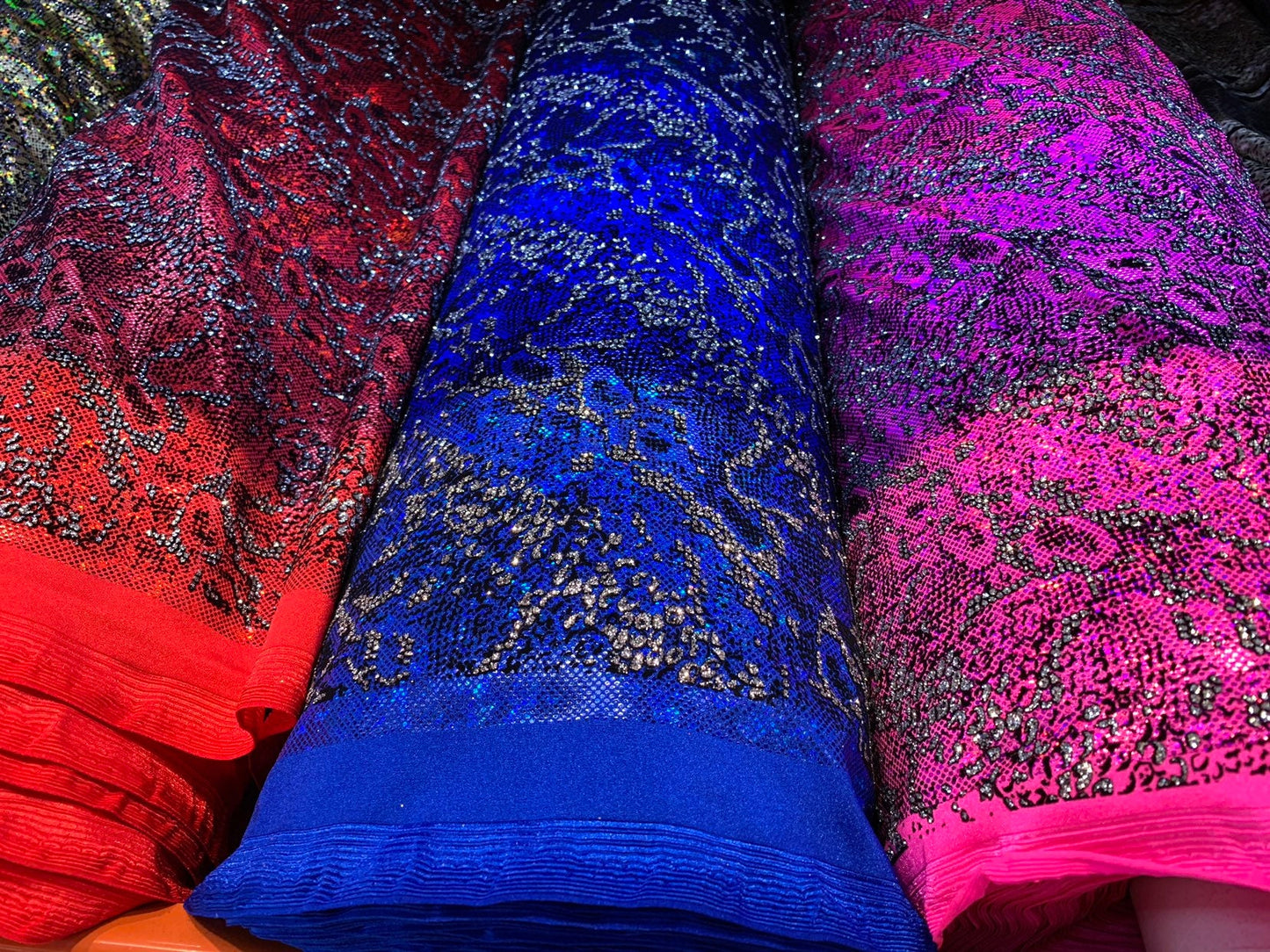 New snake design metallic nylon spandex with flocking and glitter 4way 58/60" Sold by the YD. Ships worldwide from Los Angeles California.