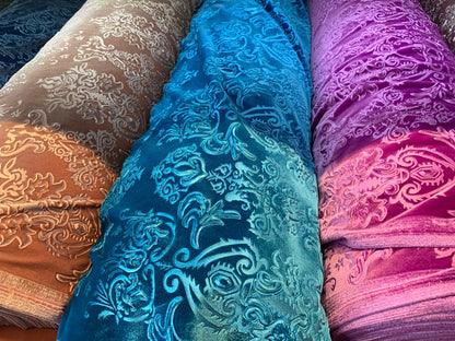 New Damask Royalty design heavy 4way stretch velvet 58/60" Sold by the YD. Ships worldwide from Los Angeles California USA.