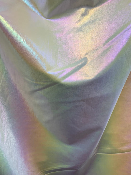 New Lacer Foil Iridescent White Unicorn Metallic Spandex 4-Way 58/60" Sold By The YD. Ships Worldwide From Los Ángeles California USA.
