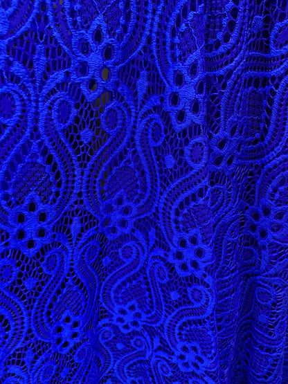 New Stretch lace Isabella design 4-way 58-60” Sold by the YD. Ships worldwide from Los Angeles California USA.