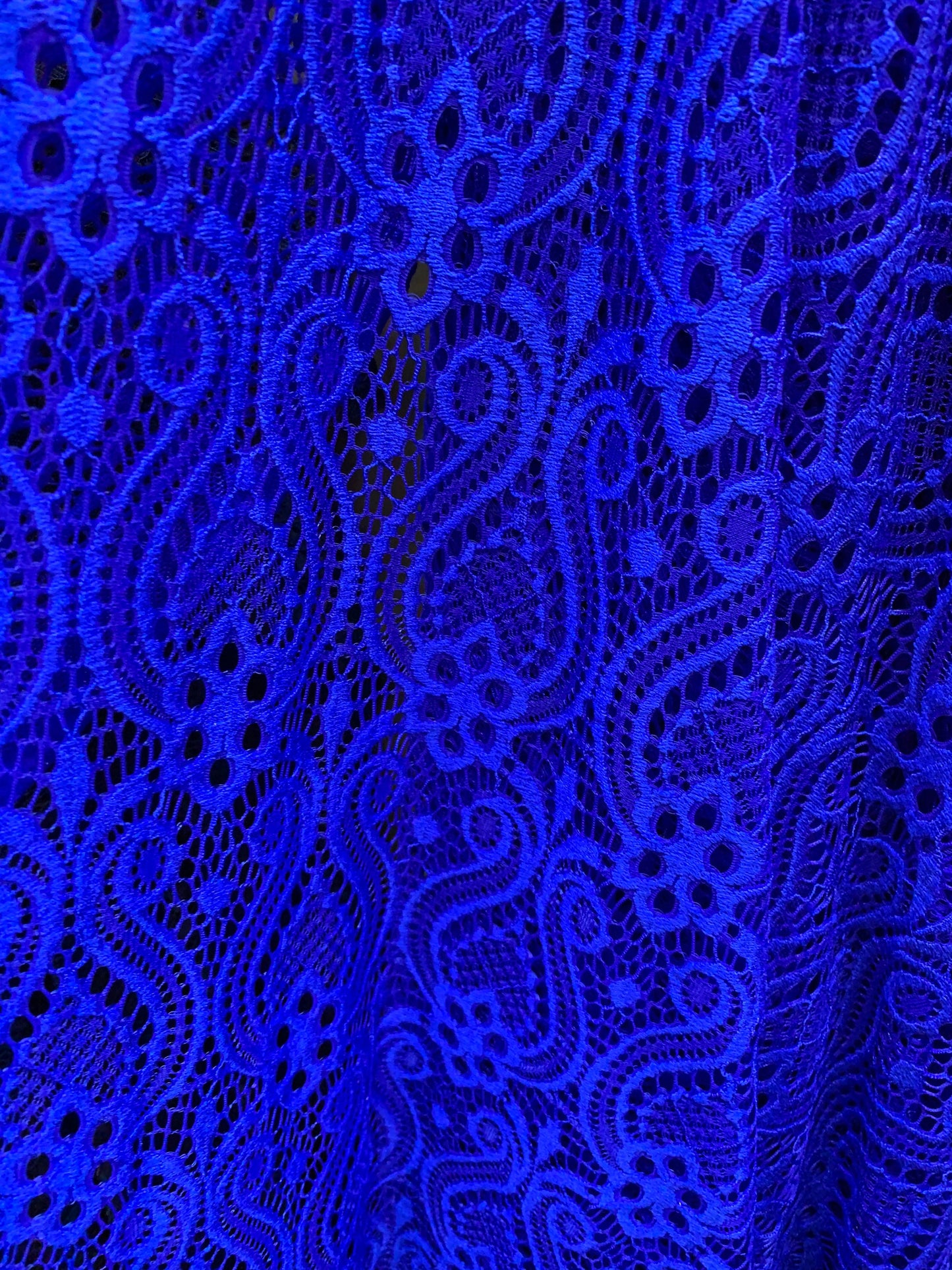 New Stretch lace Isabella design 4-way 58-60” Sold by the YD. Ships worldwide from Los Angeles California USA.
