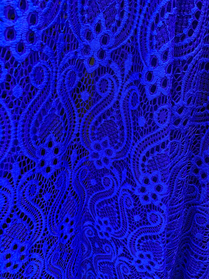 New Stretch lace Isabella design 4-way 58-60” Sold by the YD. Ships worldwide from Los Angeles California USA.