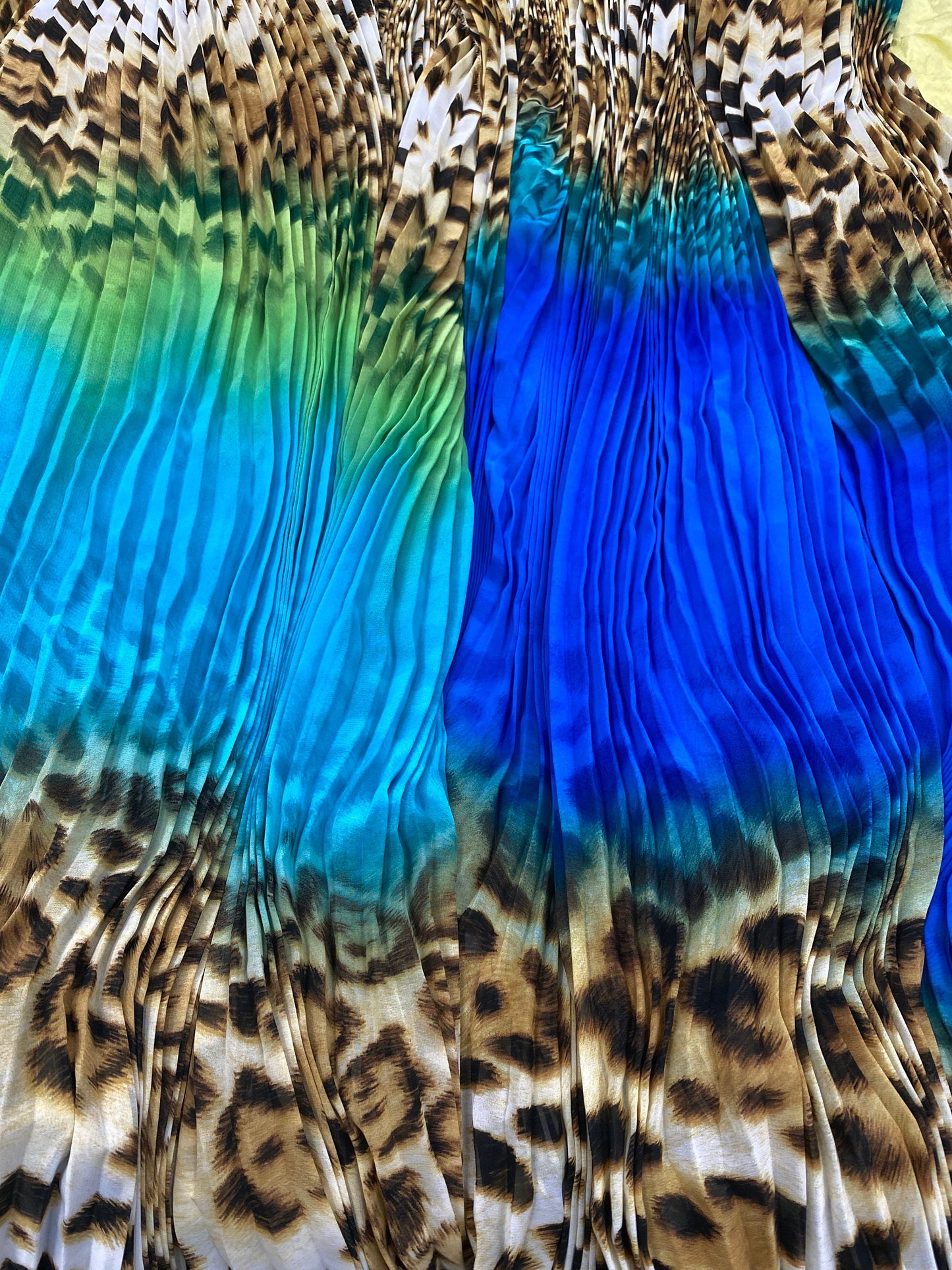 New accordion pleaded chiffon leopard animal print design 58/60” Sold by the YD. Ships worldwide from Los Angeles California USA.