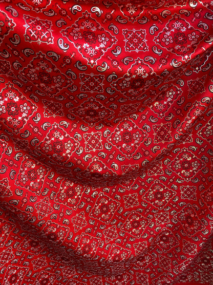 New paisley bandana metallic design print on heavy nylon spandex 4way stretch 58/60” Sold by the YD. Ships worldwide from Los Angeles CA.