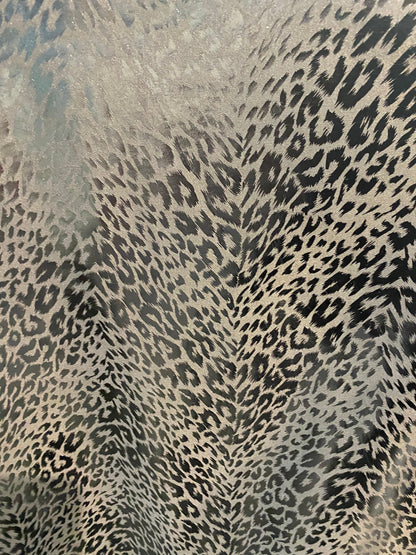 New super techno animal print design with foil 2-way stretch 58/60” Sold by the YD. Ships worldwide from Los Angeles California USA.
