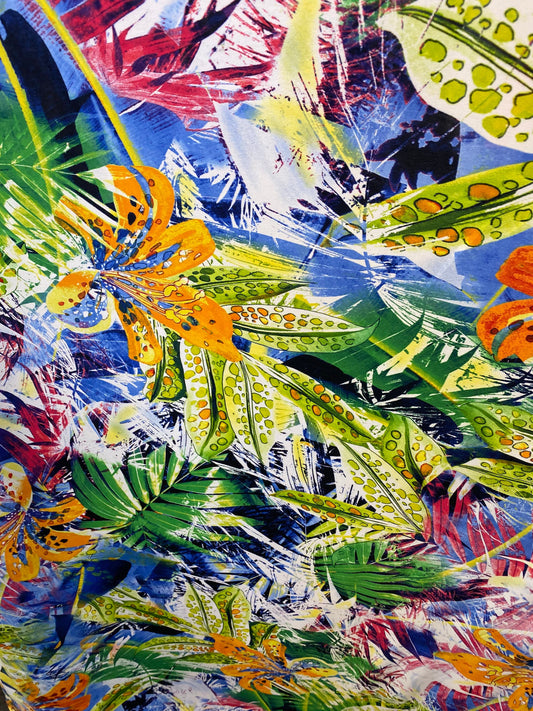 New print poly spandex tropical design 4-way Stretch 58/60” Sold by the YD. Ships worldwide from Los Angeles California USA.